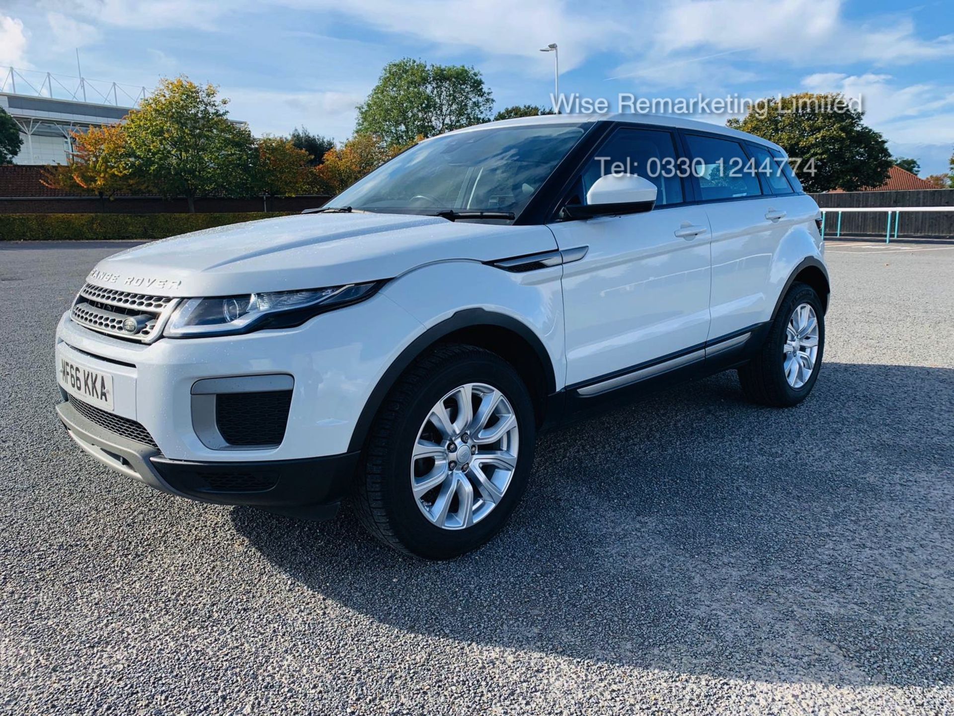 ***RESERVE MET*** Range Rover Evoque 2.0 ED4 Special Equipment Ed 2017 Model - HUGE SPEC - Leather