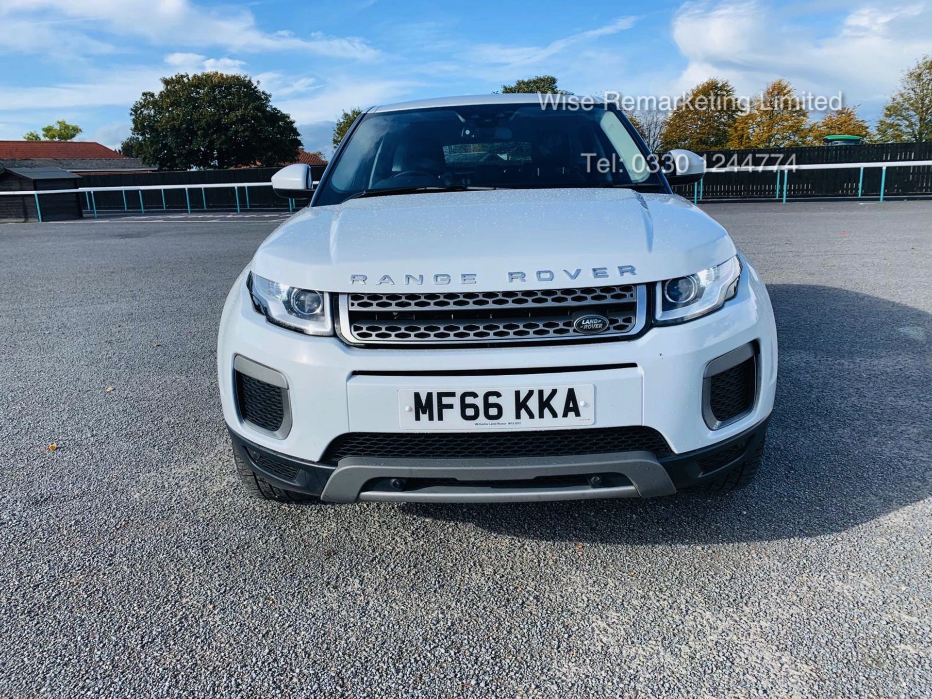 ***RESERVE MET*** Range Rover Evoque 2.0 ED4 Special Equipment Ed 2017 Model - HUGE SPEC - Leather - Image 4 of 39