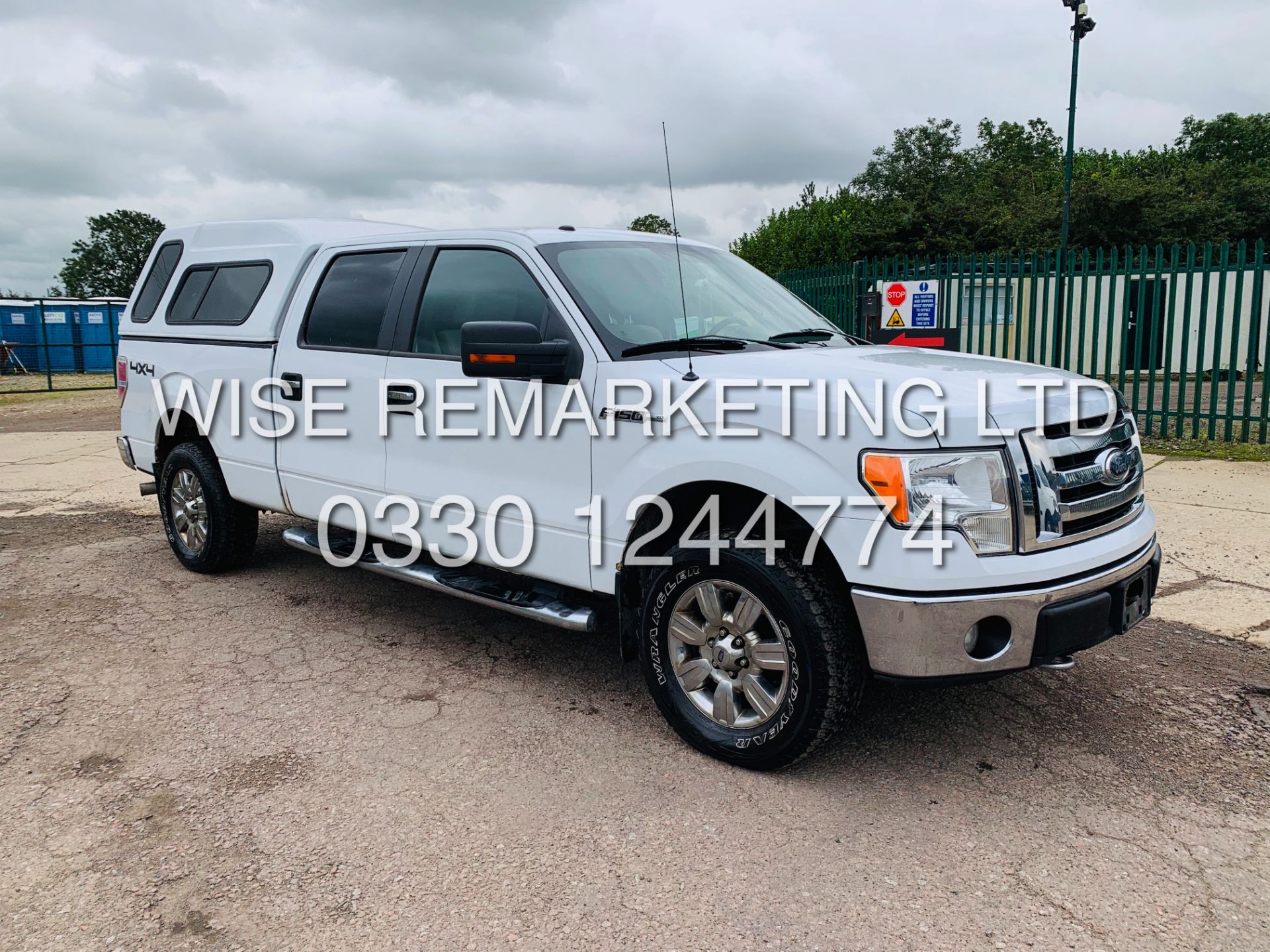 FORD F-150 5.4L V8 XLT**2009**DOUBLE-CAB**FRESH IMPORT**RARE**4X4**IN WHITE**COLOUR CODED PACKAGE** - Image 9 of 47