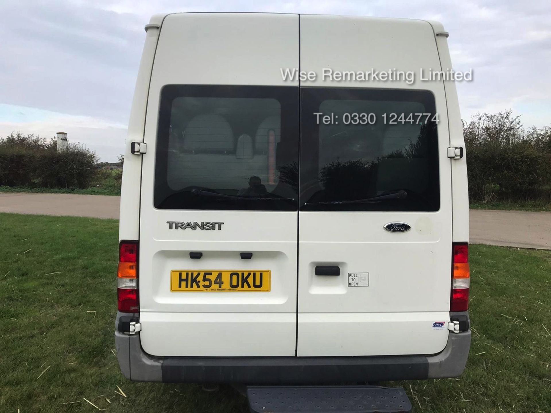 Ford Transit Minibus 2.4l (17 Seater) - 2005 Model - Service History - 1 Keeper - Only 31k Miles - Image 5 of 22