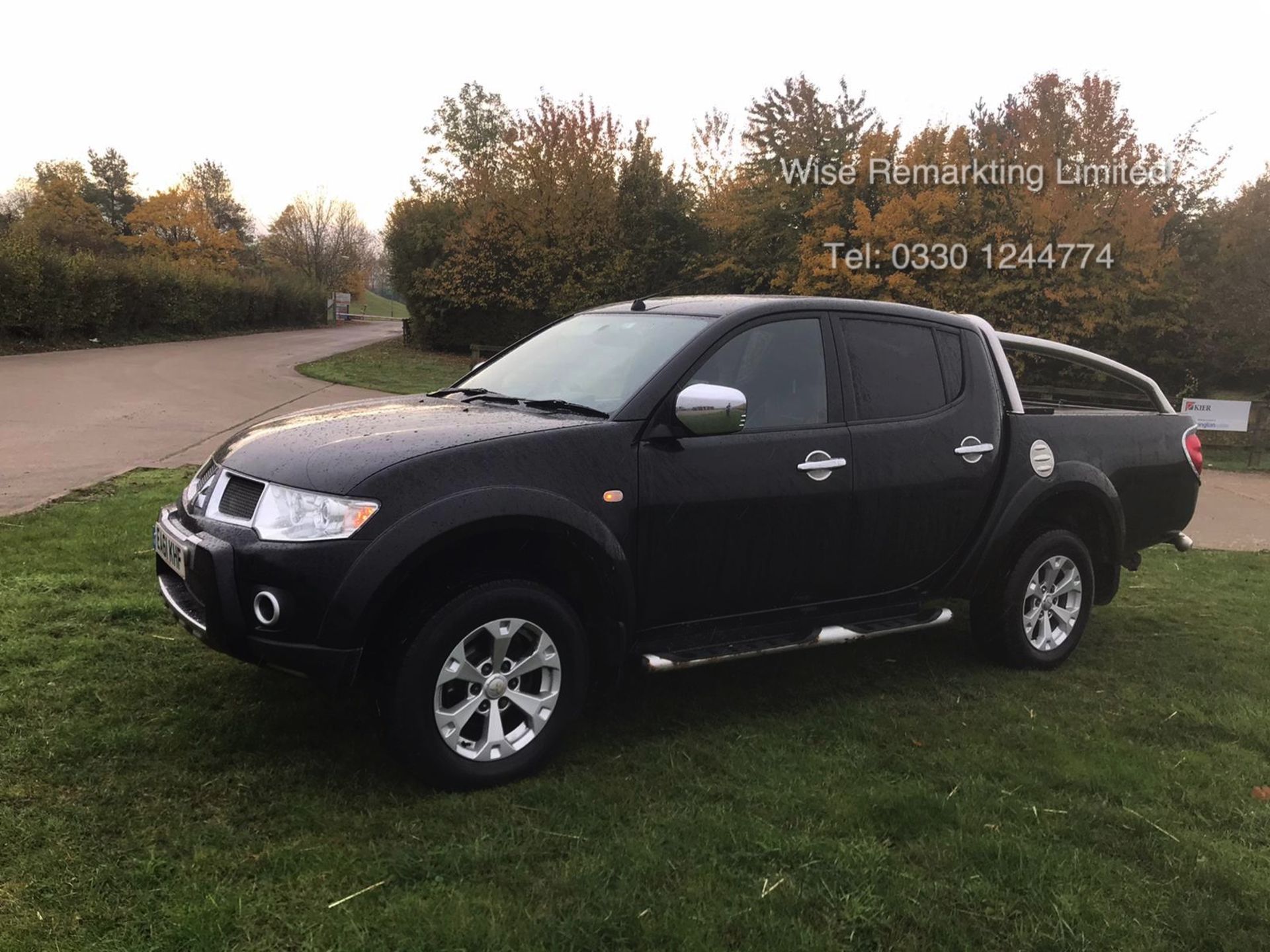 (Reserve Met) Mitsubishi L200 **Barbarian** Double Cab 2.5 Di-D Auto - 4x4 -2012 Model -Full Leather