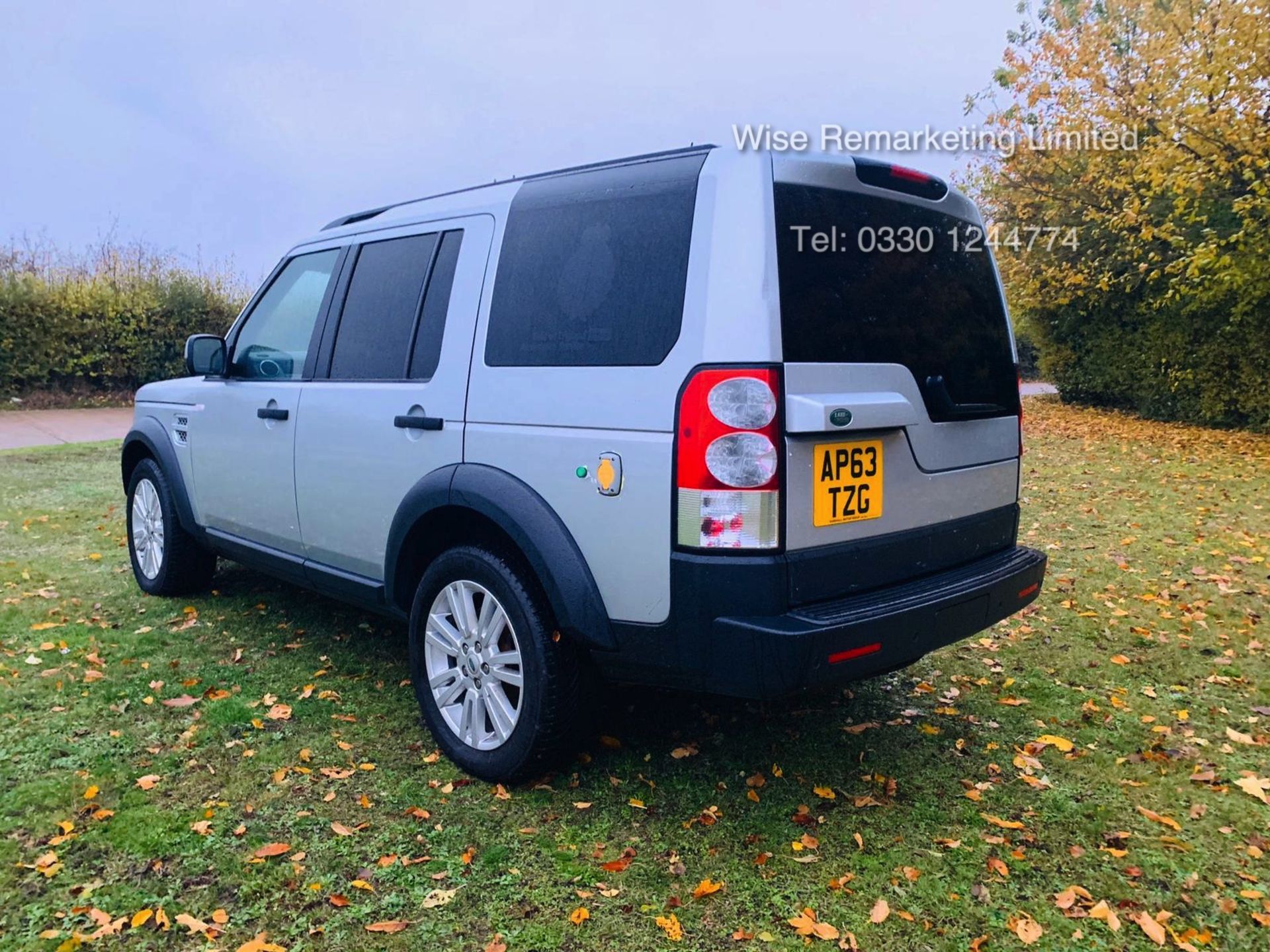 **RESERVE MET** Land Rover Discovery 3.0 SDV6 4x4 Utility Commercial - Auto - 1 Keeper - 2014 Model - Image 2 of 28