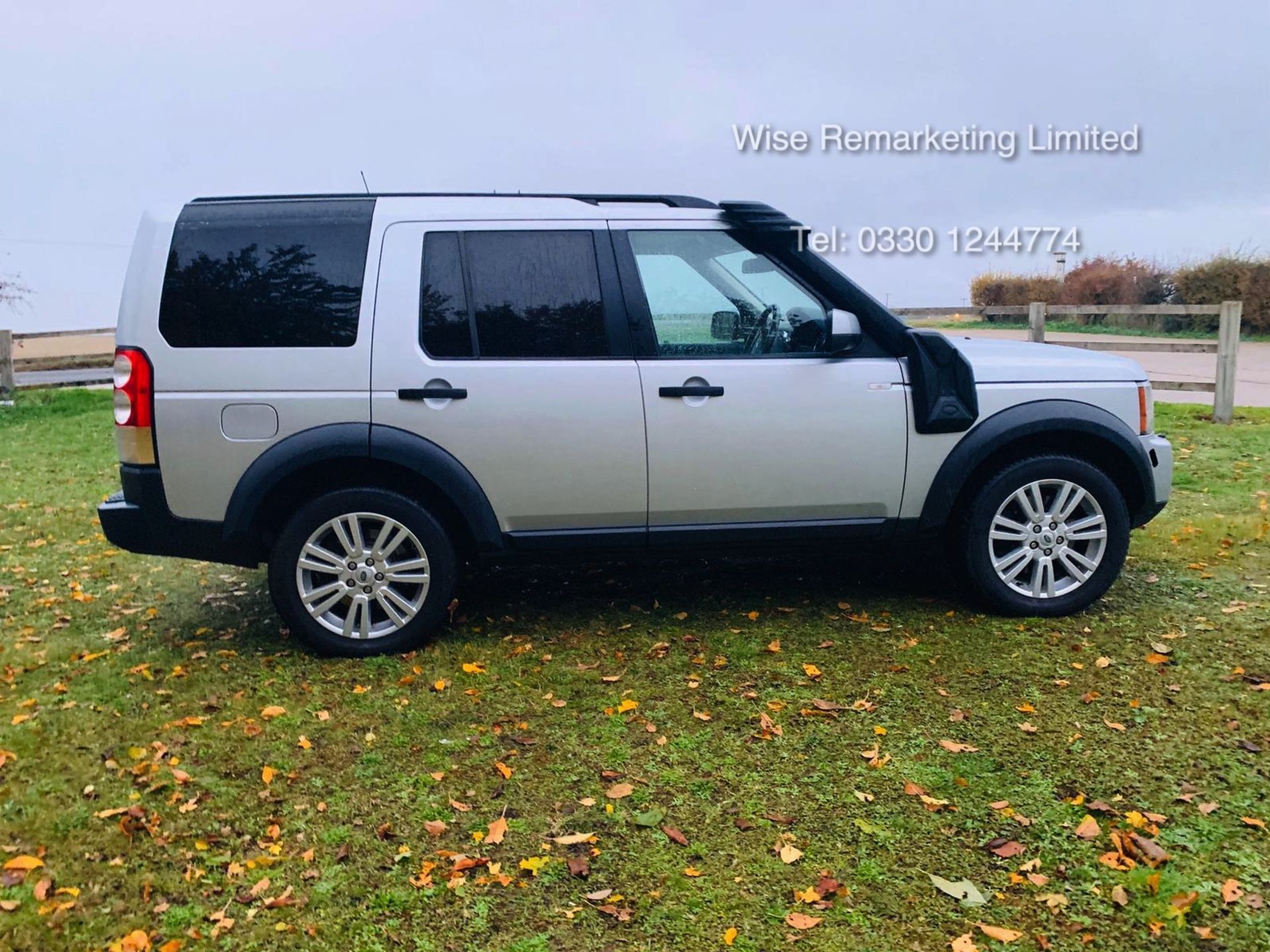 **RESERVE MET** Land Rover Discovery 3.0 SDV6 4x4 Utility Commercial - Auto - 1 Keeper - 2014 Model - Image 4 of 28