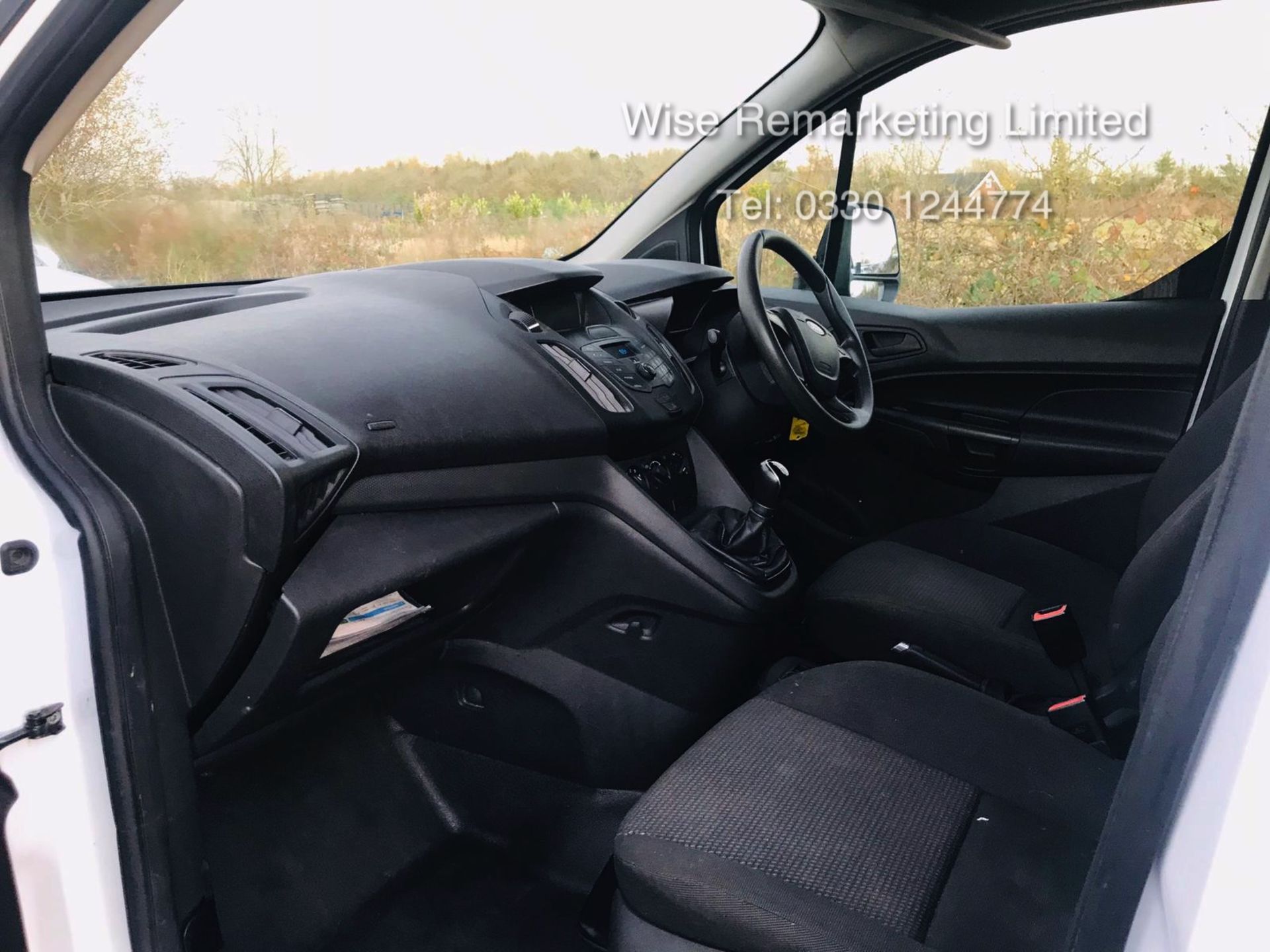 Ford Transit Connect 210 1.6 Eco-Tech Long - 2015 Model - Service History - Ply Lined - Image 8 of 15