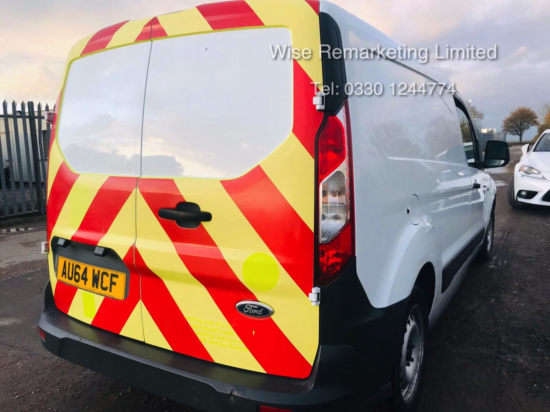 Ford Transit Connect 210 1.6 Eco-Tech Long - 2015 Model - Service History - Ply Lined - Image 4 of 15