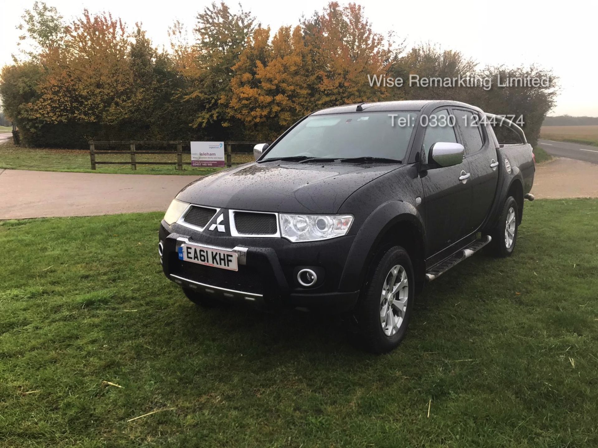 (Reserve Met) Mitsubishi L200 **Barbarian** Double Cab 2.5 Di-D Auto - 4x4 -2012 Model -Full Leather - Image 3 of 23