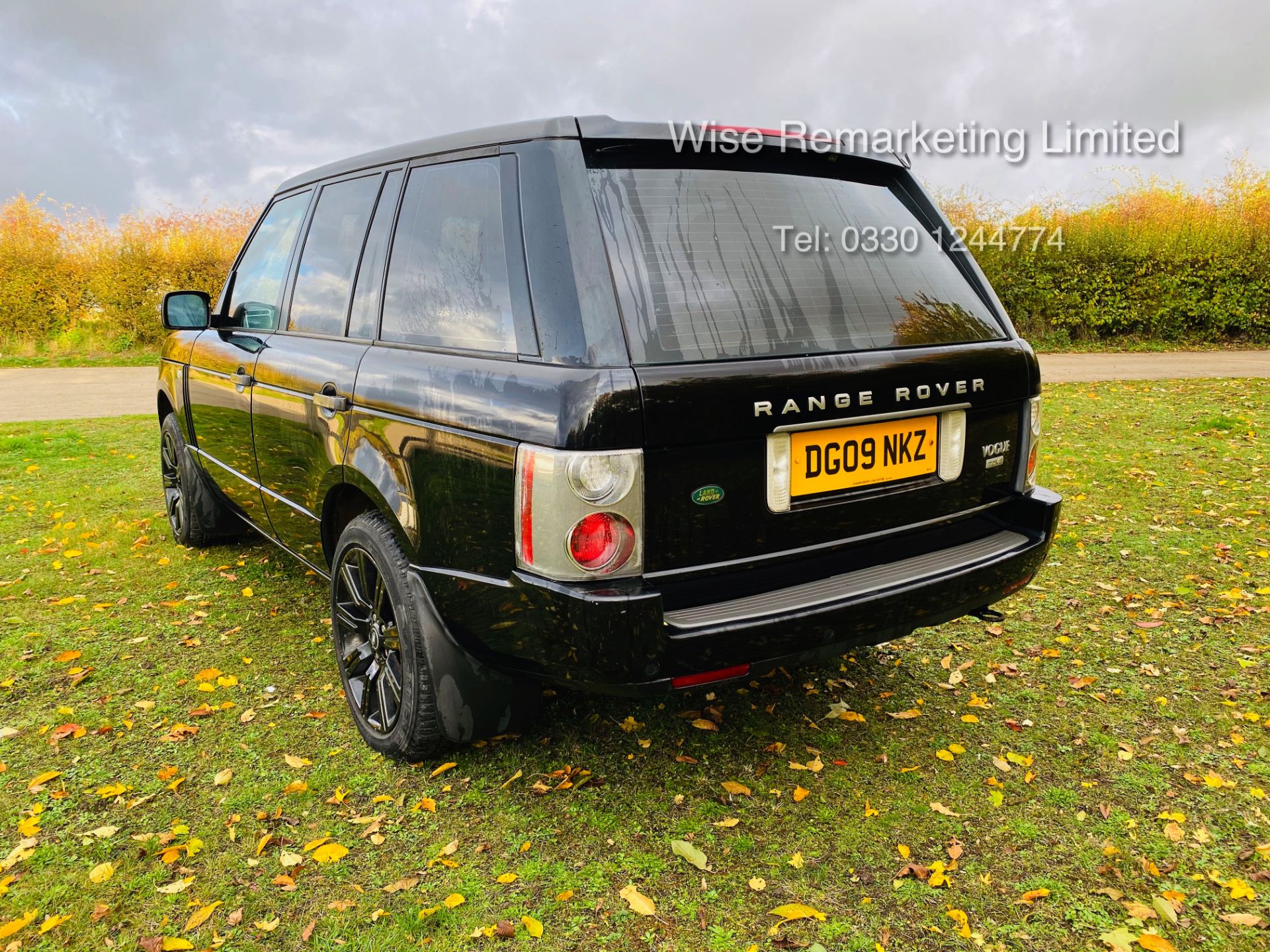 **RESERVE MET** Range Rover Vogue 3.6 TDV8 Automatic - 09 Reg - *BIG SPEC* Full Leather - Sat Nav - - Image 4 of 31