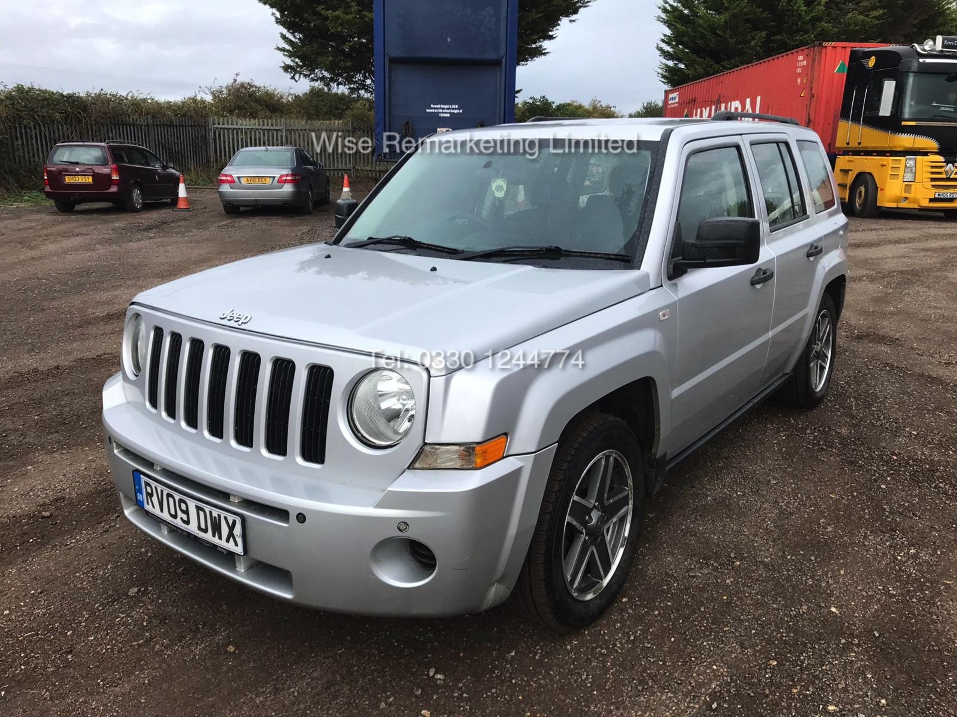 JEEP PATRIOT SPORT 2.0 CRD 2009 - 09 REG - METALLIC SILVER - Image 2 of 17