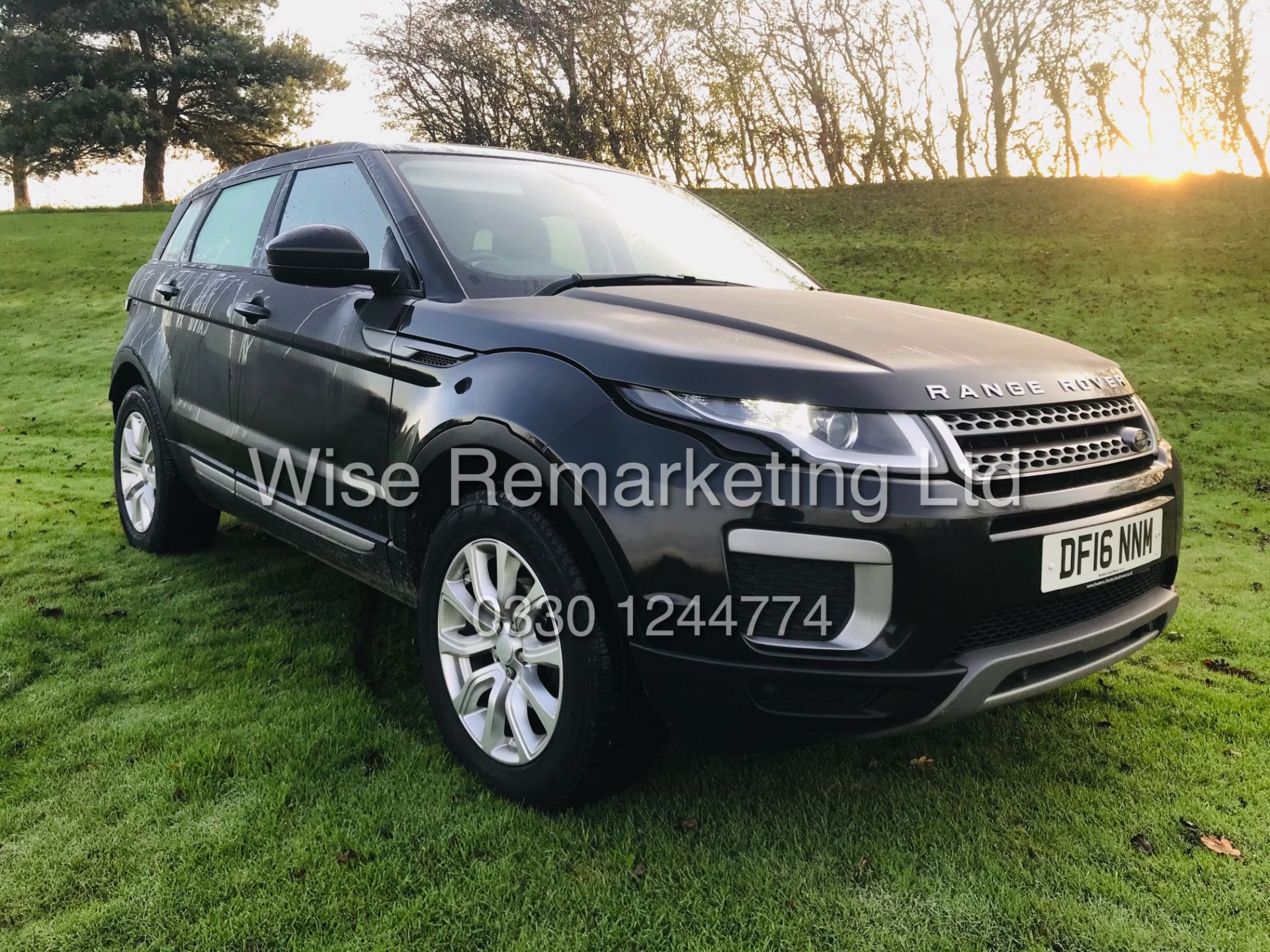 **RESERVE MET** Range Rover Evoque 2.0ED4 "SE black / Special Equipment" 1 Owner - 16 reg - - Image 3 of 30