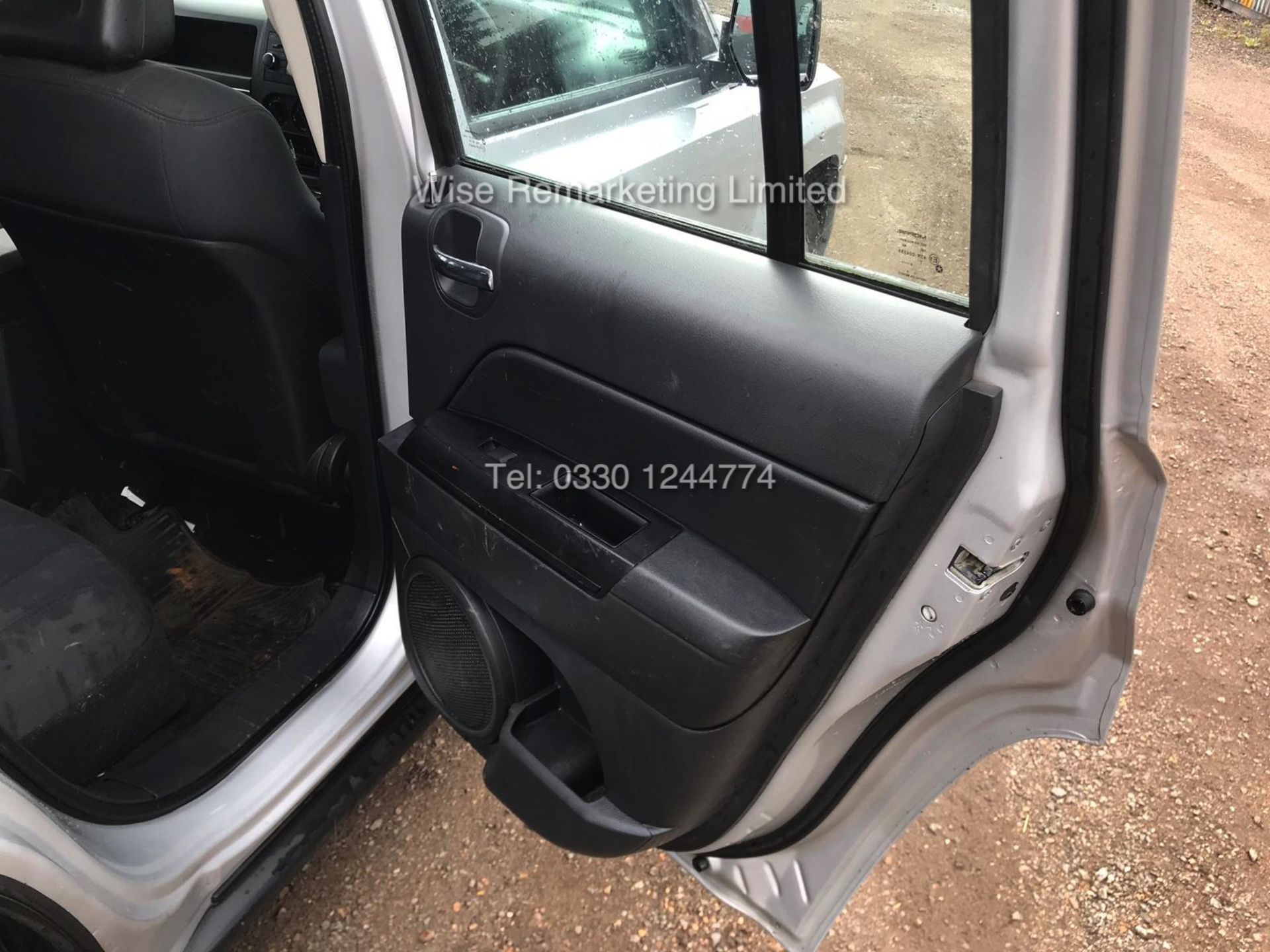 JEEP PATRIOT SPORT 2.0 CRD 2009 - 09 REG - METALLIC SILVER - Image 10 of 17