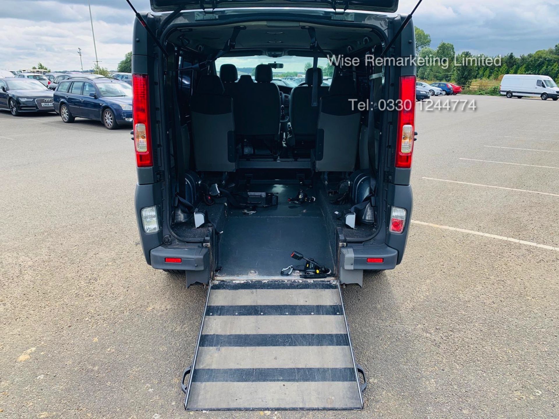 Vauxhall Vivaro 2.0 CDTI 2900 Minibus - 2014 Model - Wheel Chair Access - 1 Owner From New -History - Image 5 of 21