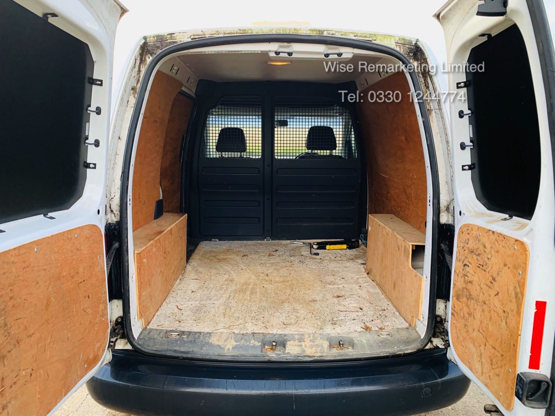 Volkswagen Caddy C20 1.6 TDI - 2012 Model - 1 Keeper From New - Side Loading Door - Ply Lined - Image 10 of 16