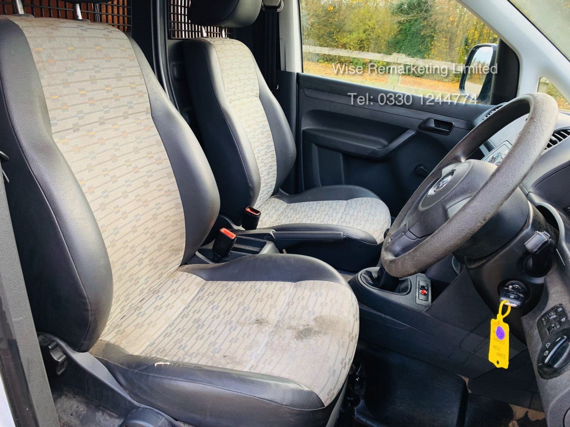 Volkswagen Caddy C20 1.6 TDI - 2012 Model - 1 Keeper From New - Side Loading Door - Ply Lined - Image 11 of 16