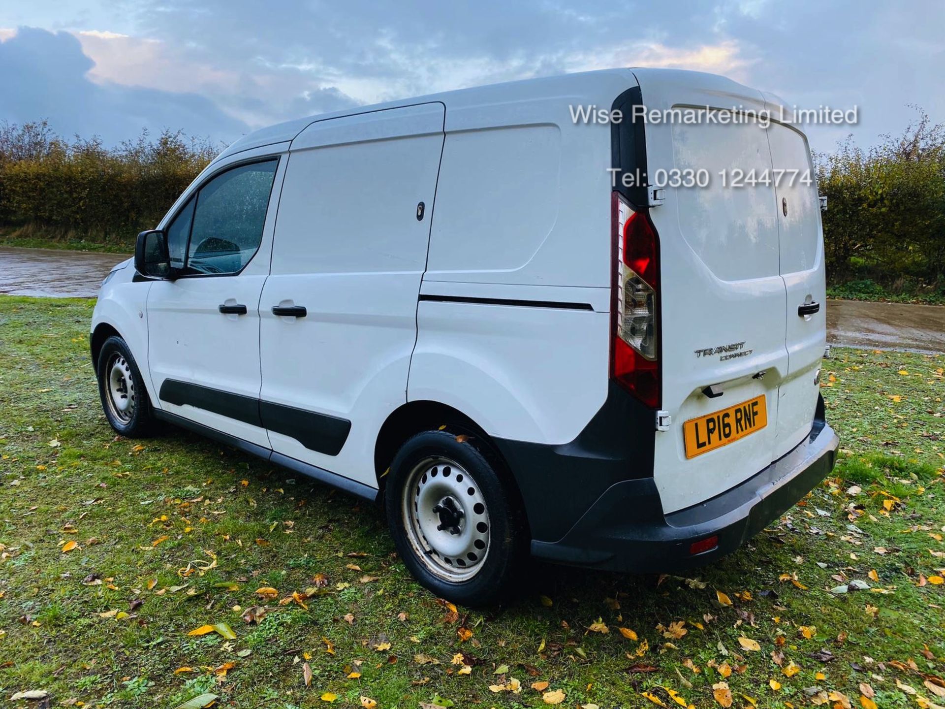 Ford Transit Connect 200 1.6 TDCI - 2016 16 Reg - 1 Keeper From New - Elec Pack -Bluetooth - Image 8 of 18