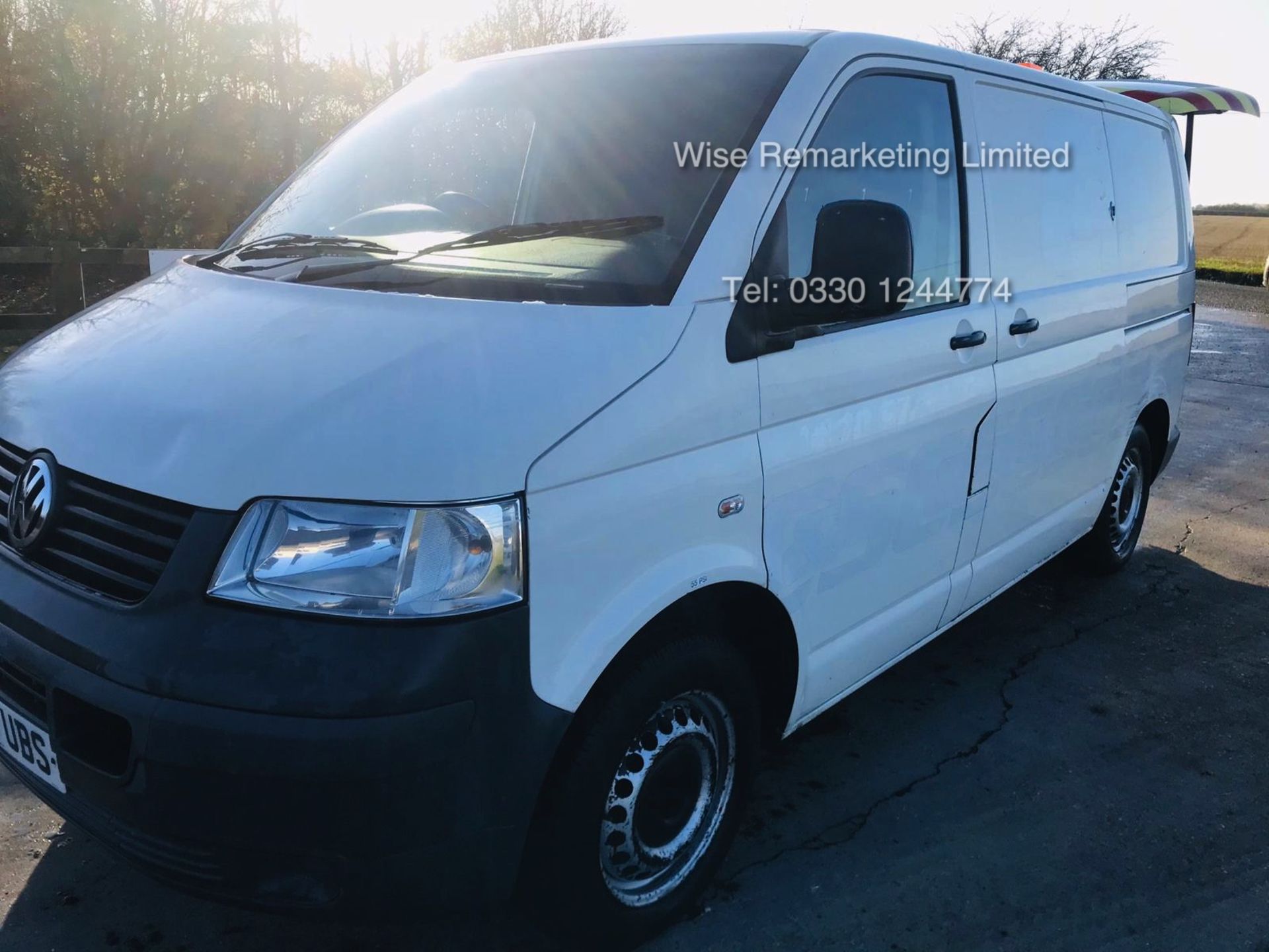 Volkswagen Transporter T28 1.9 TDI - 2010 Model - Towing Dolly - 1 Keeper From New -