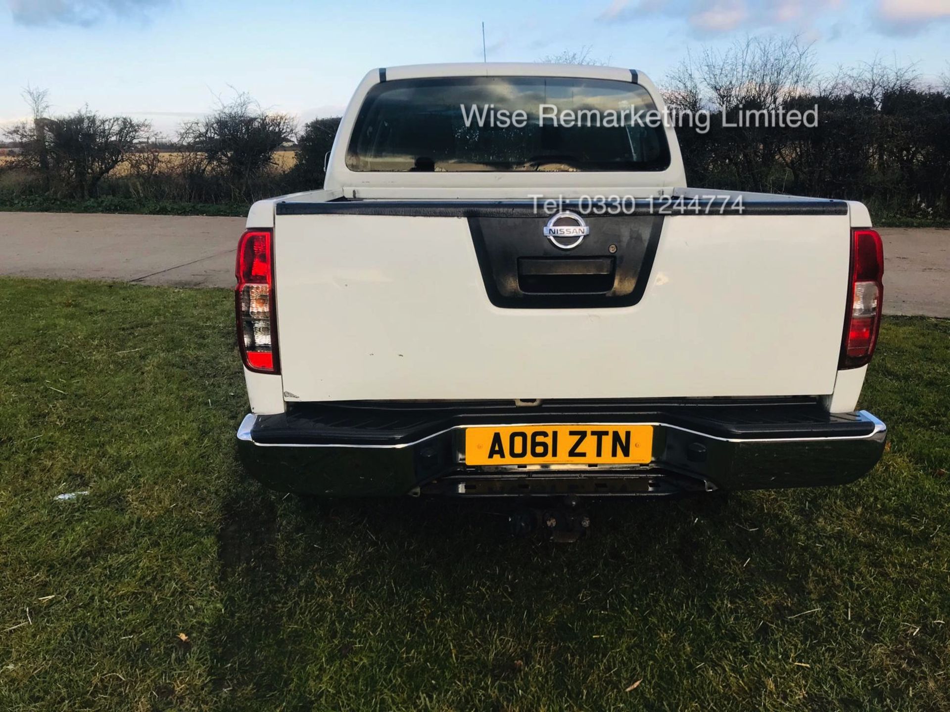 Nissan Navara Acentra 2.5 DCI - 2012 Model - Diamond White - 1 Keeper From New - Tow Bar - Image 3 of 20