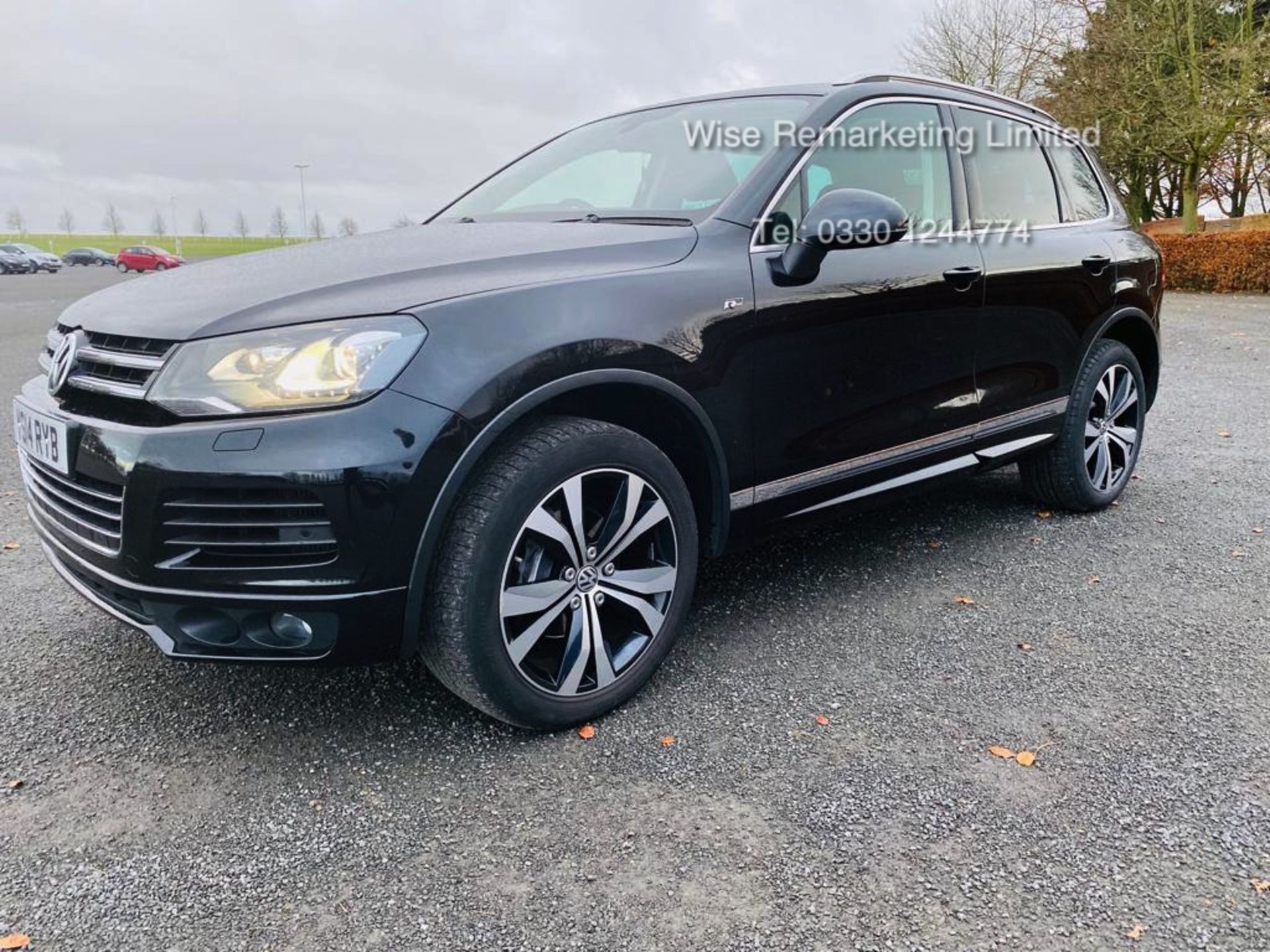 Volkswagen Touareg 3.0 TDI V6 R-Line Auto DSG - 2014 14 Reg - Pan Roof - Sat Nav - HUGE SPEC - Image 2 of 42