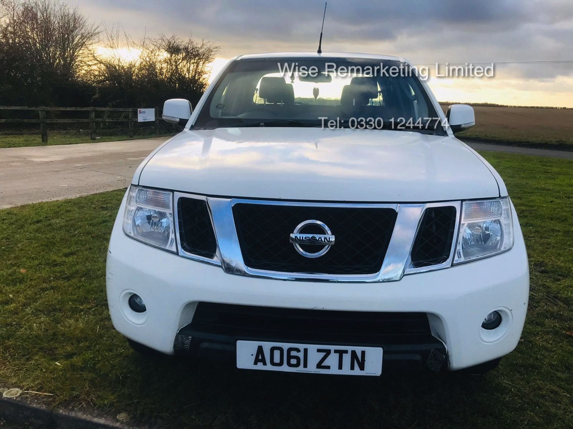 Nissan Navara Acentra 2.5 DCI - 2012 Model - Diamond White - 1 Keeper From New - Tow Bar - Image 5 of 20