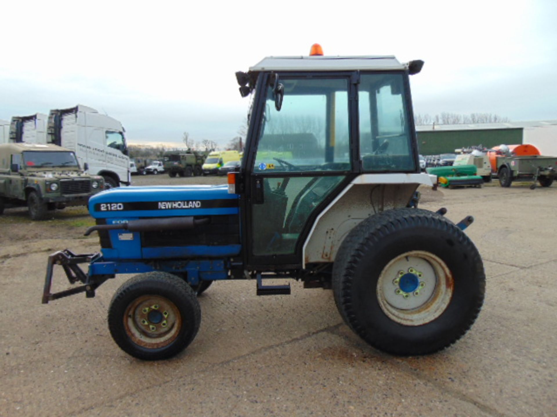 Ford New Holland 2120 4WD Tractor - Image 4 of 23