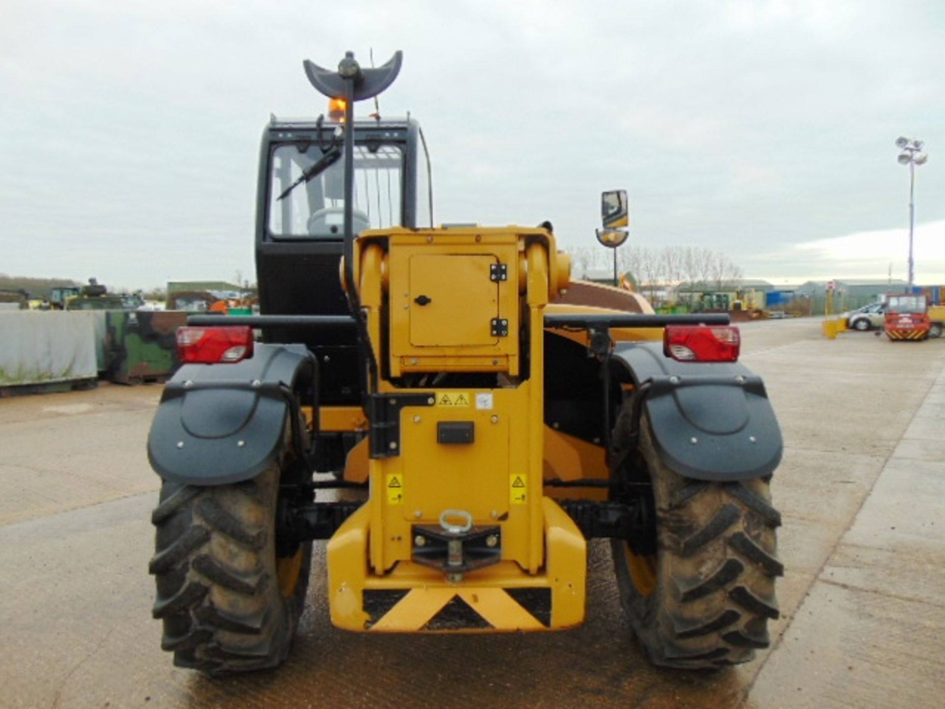 2014 Caterpillar TH414C GC 3.6 ton Telehandler - Image 13 of 23