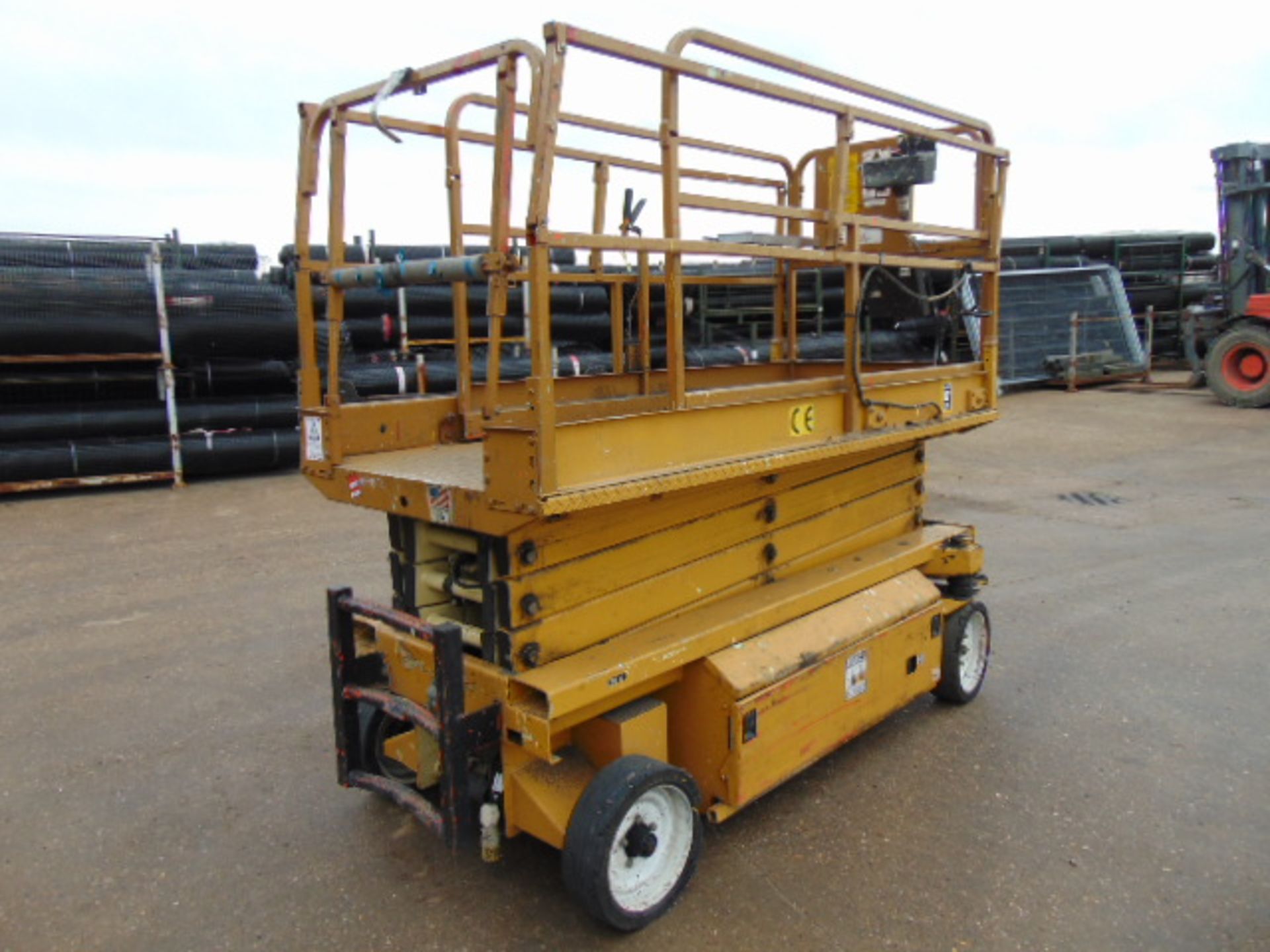 JLG 2646 E Aerial Work Platform Scissor Lift - Image 11 of 21