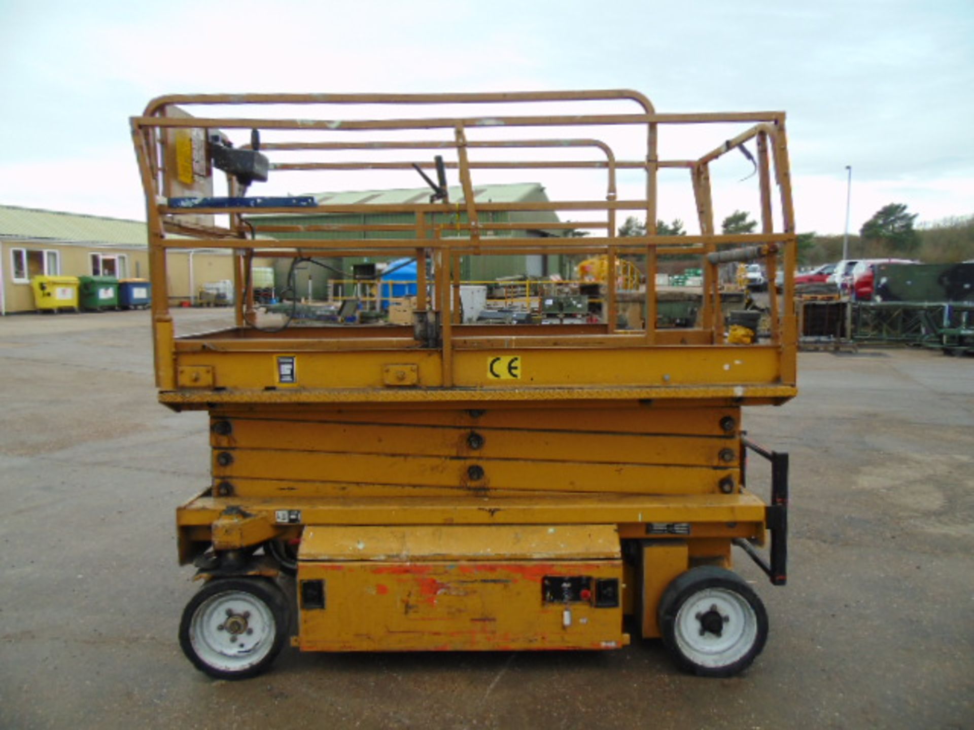 JLG 2646 E Aerial Work Platform Scissor Lift - Image 8 of 21