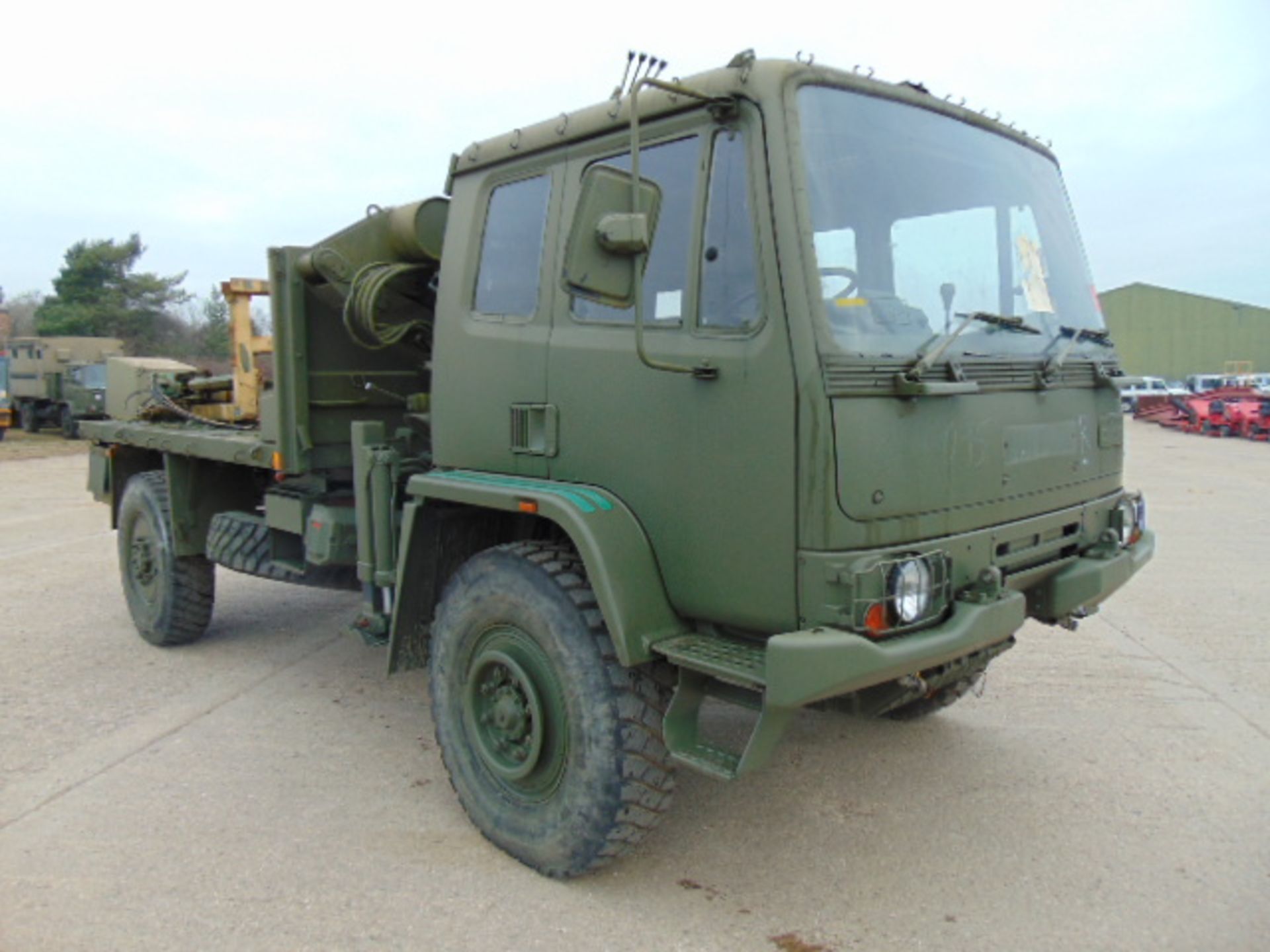 Leyland DAF 4X4 Truck complete with Atlas Crane - Image 4 of 21