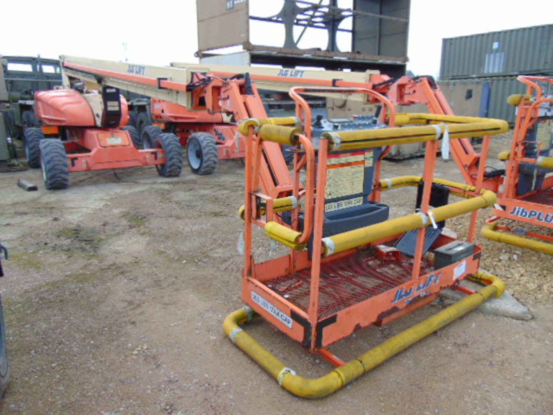 2005 JLG M600JP Electric Boom Lift - Image 2 of 15