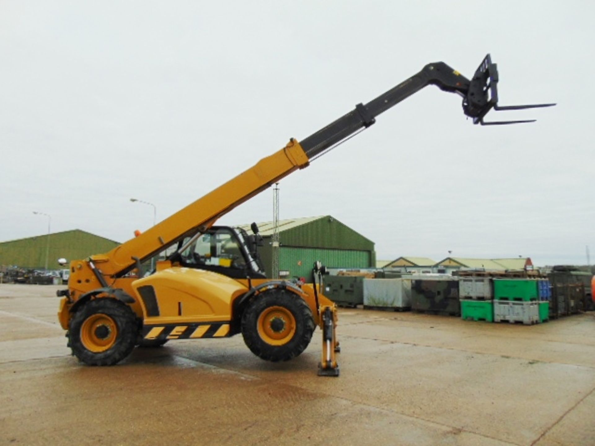 2014 Caterpillar TH414C 3.6 ton Telehandler - Image 2 of 27