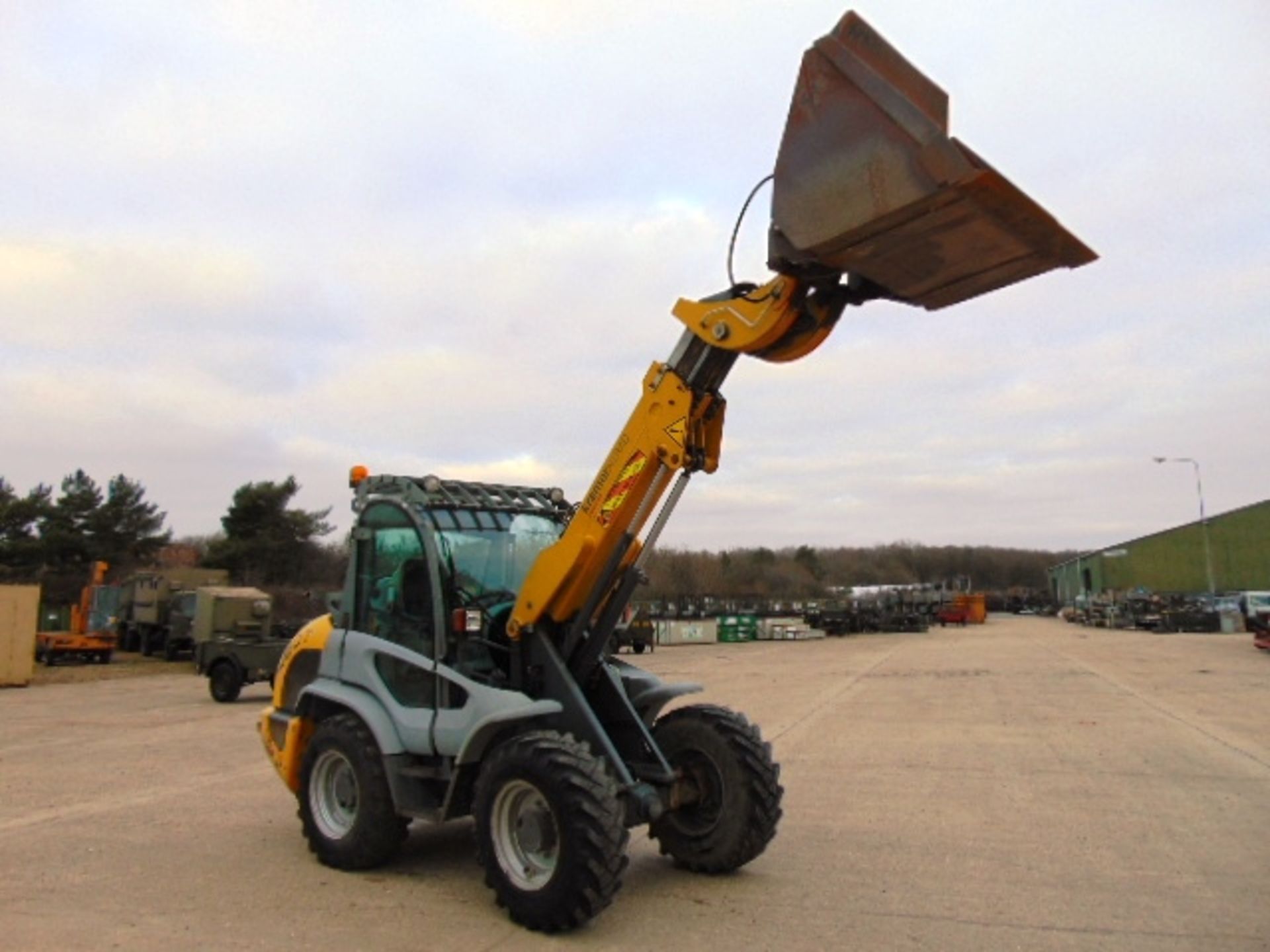 Kramer Allrad 580T Wheeled Loader - Image 4 of 26