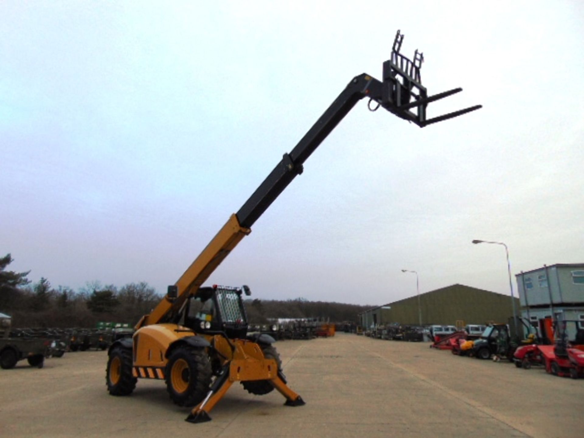 2014 Caterpillar TH414C GC 3.6 ton Telehandler - Image 2 of 25