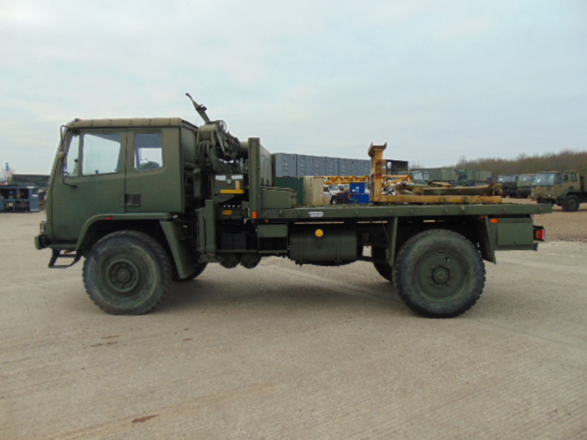 Leyland DAF 4X4 Truck complete with Atlas Crane - Image 6 of 21