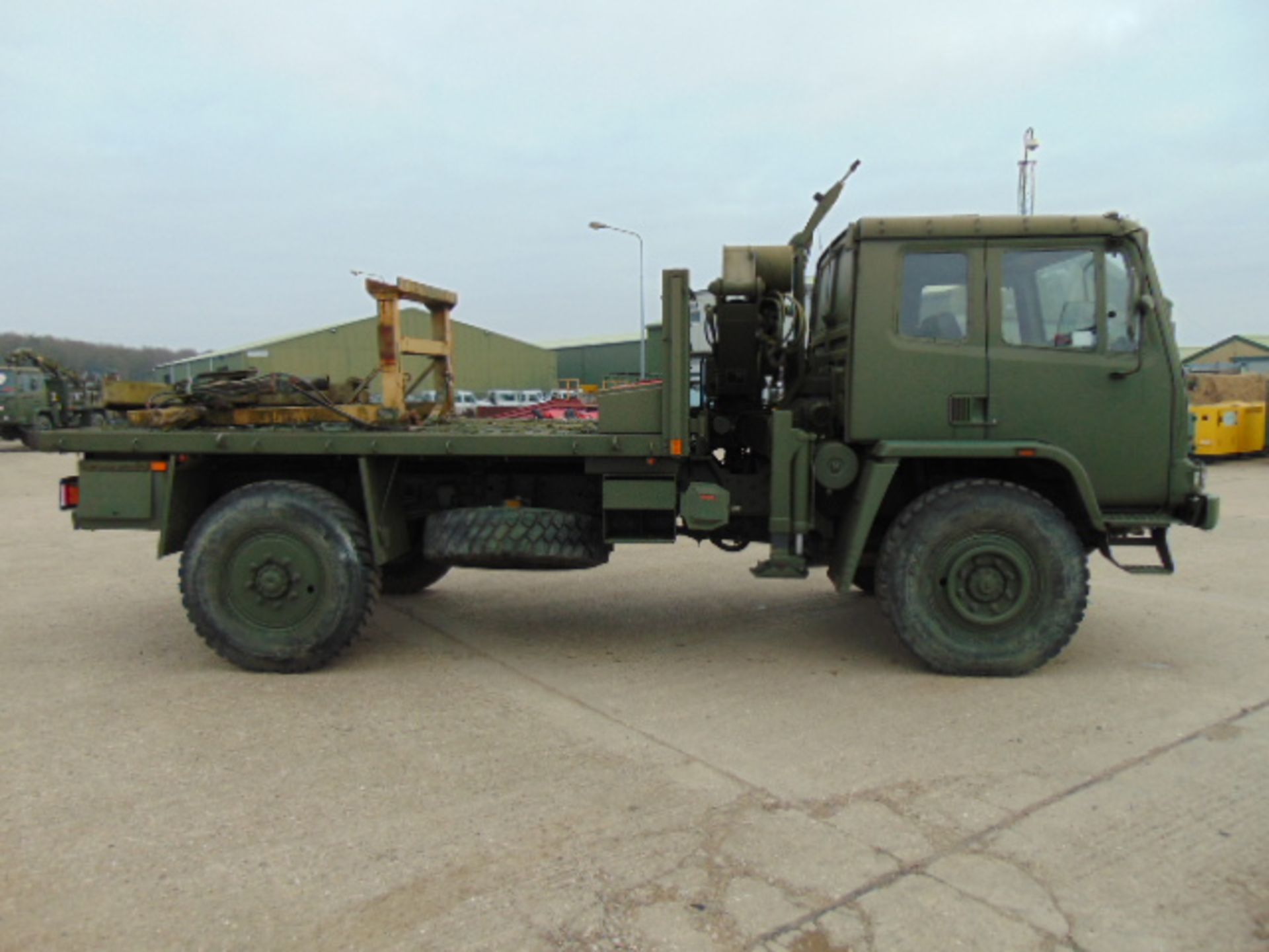 Leyland DAF 4X4 Truck complete with Atlas Crane - Image 5 of 21