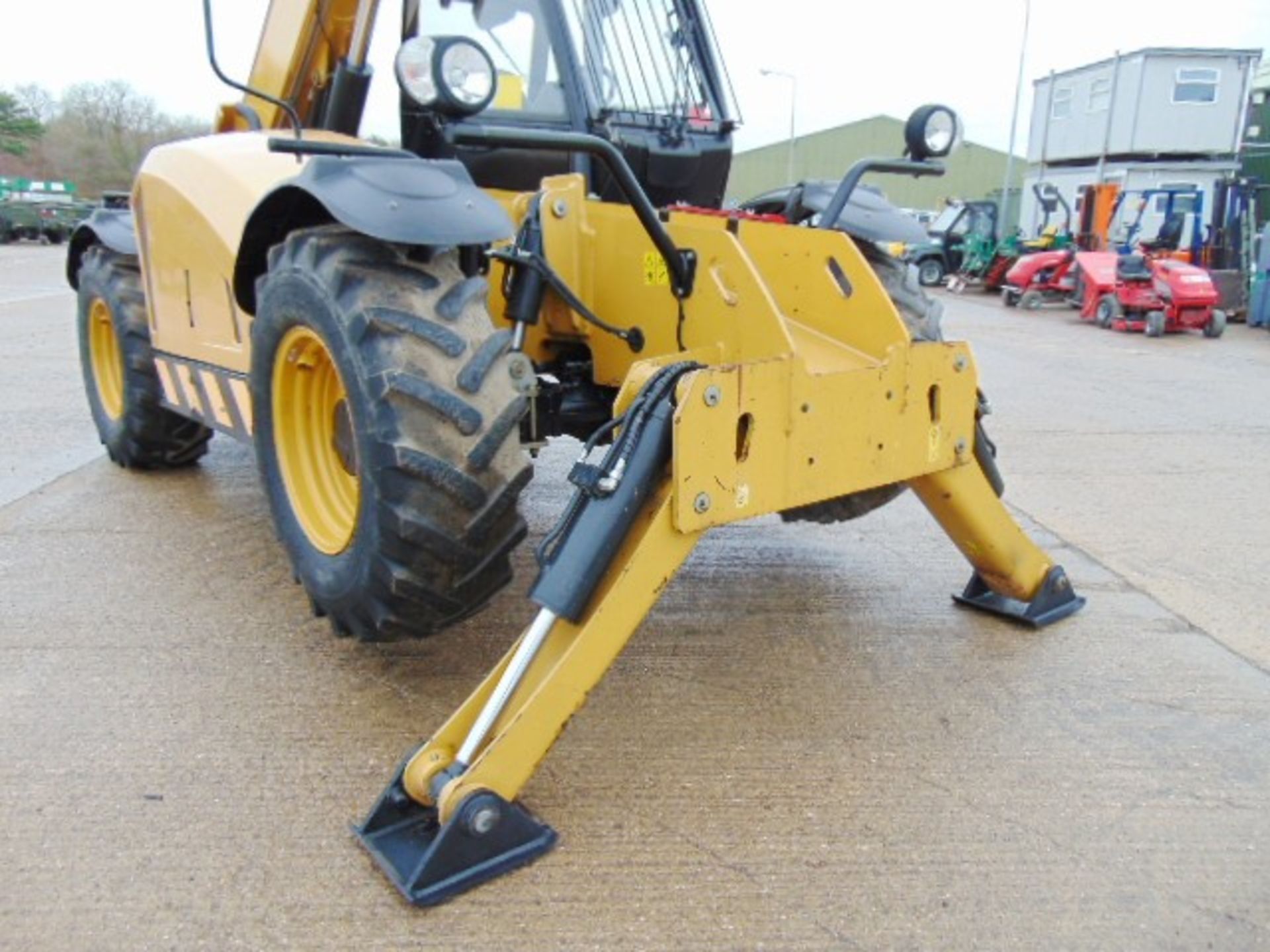 2014 Caterpillar TH414C GC 3.6 ton Telehandler - Image 5 of 23