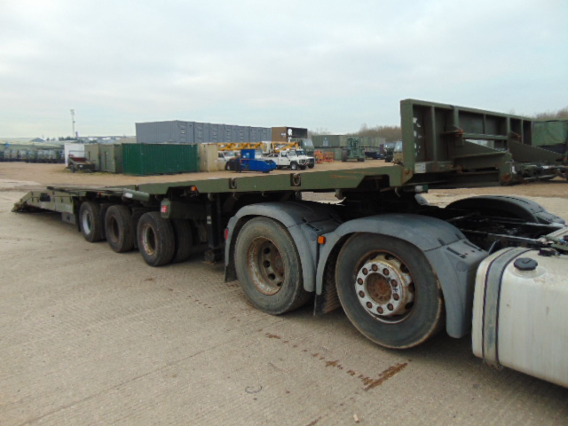 2002 Oldbury Tri Axle Sliding Deck Plant Trailer - Image 5 of 20