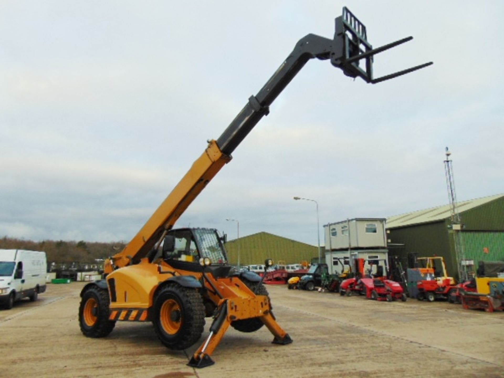 2014 Caterpillar TH414C 3.6 ton Telehandler - Image 4 of 27