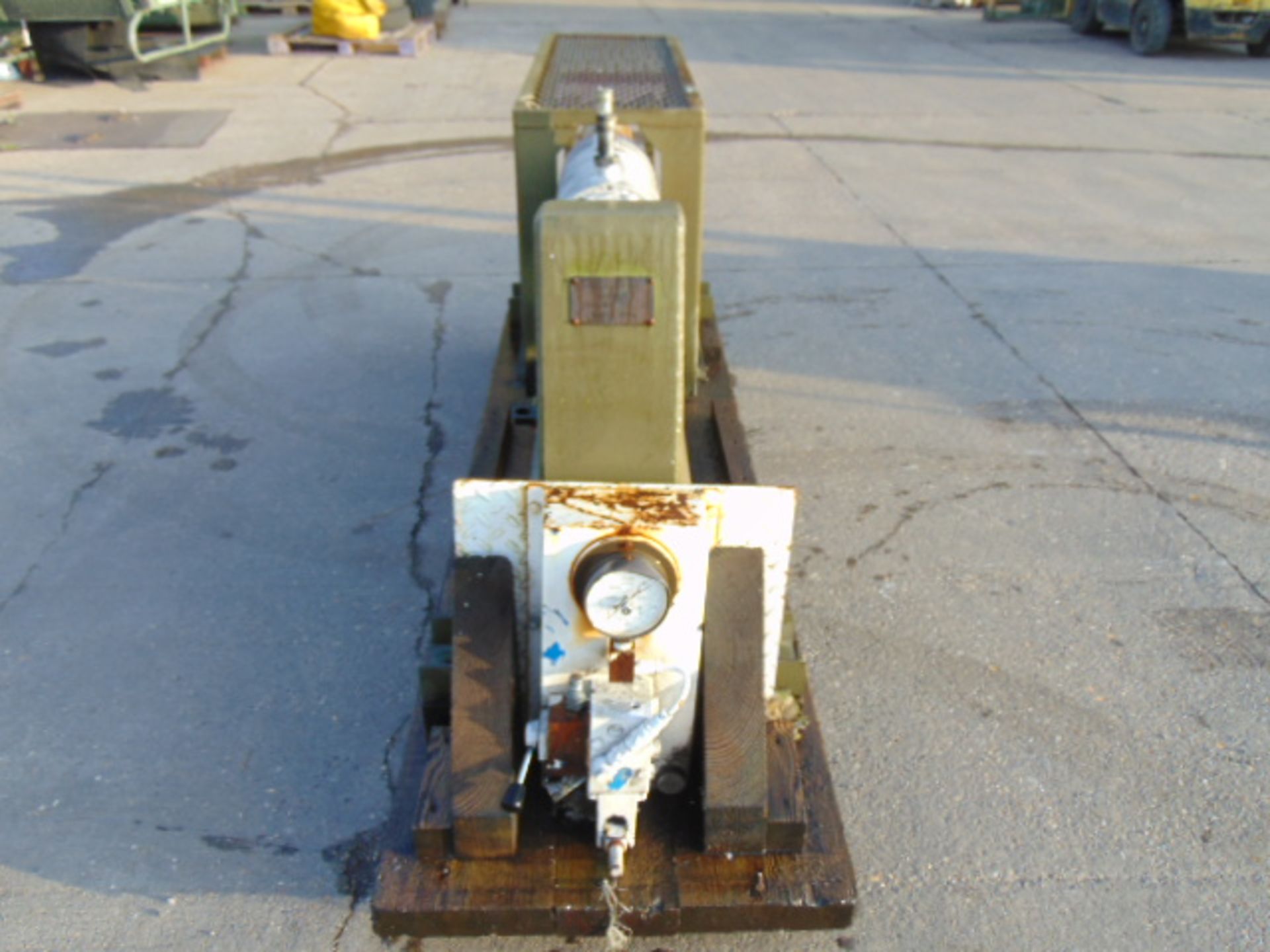 Hydraulic Track Tensioner / Puller - Image 2 of 11