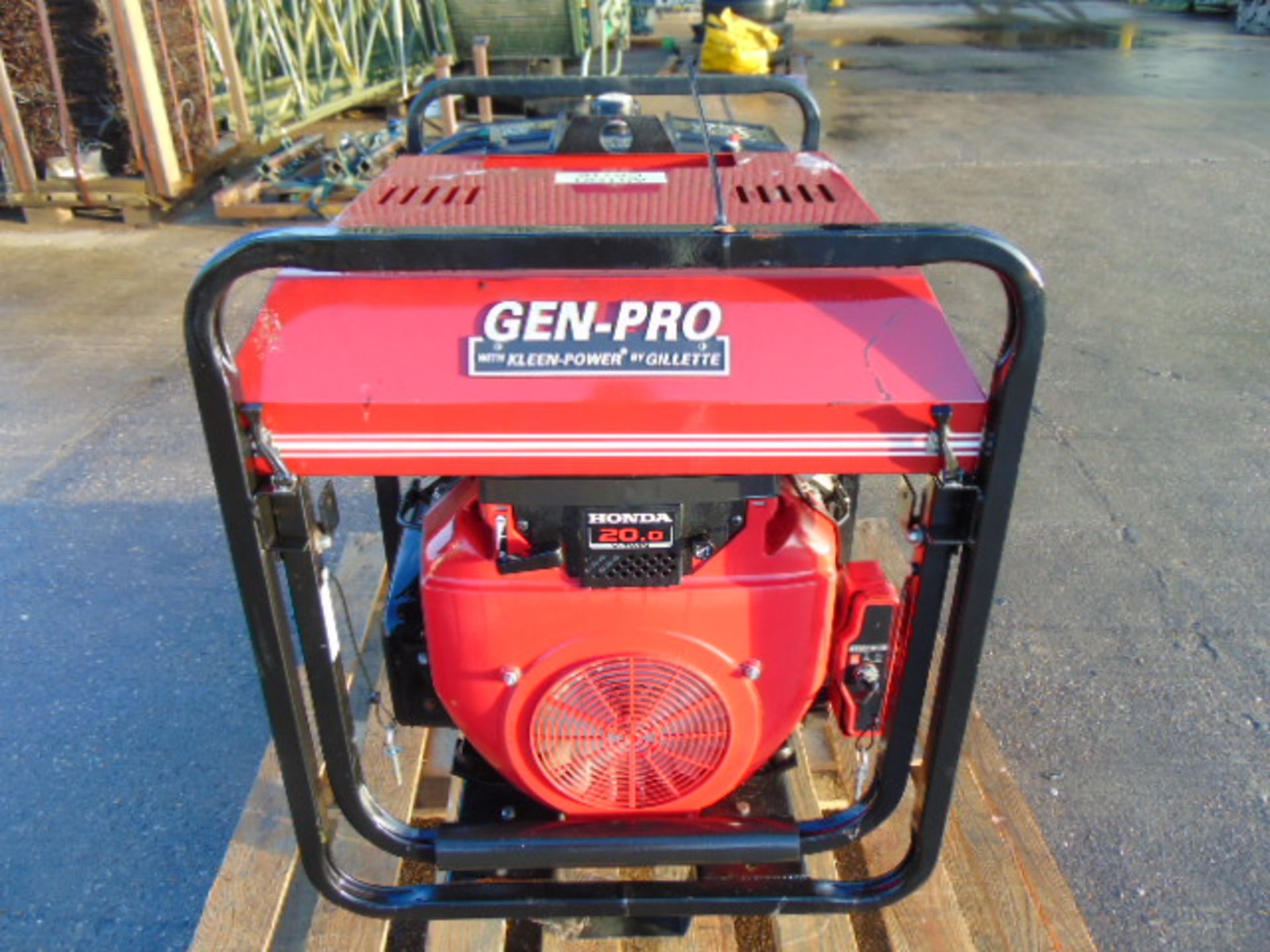 Gillette Gen-Pro Kleen Power 12500 Watts Petrol Generator - Image 6 of 14