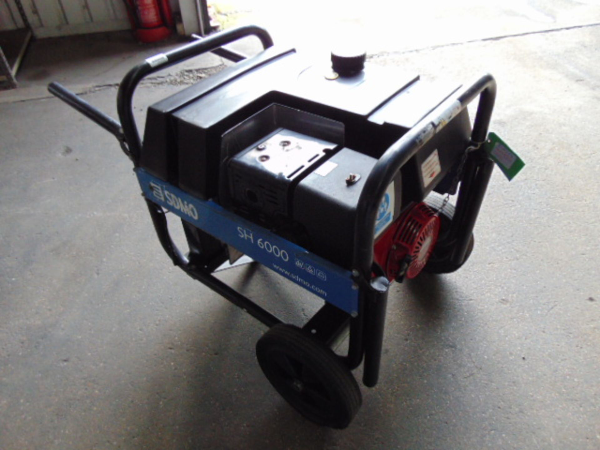 SDMO SH6000 Petrol Generator - Image 5 of 10