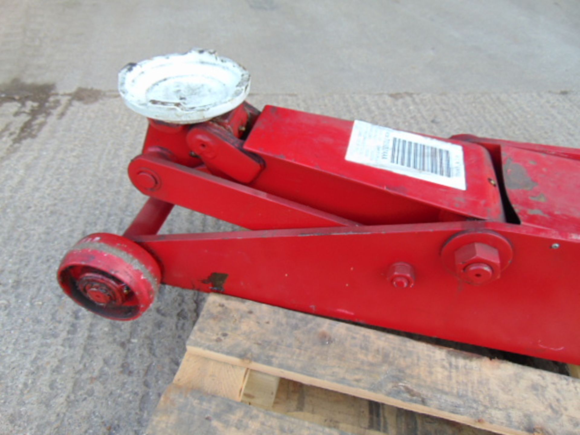 Sealey 7001 Long Reach 7 tonne Trolley Jack - Image 4 of 9