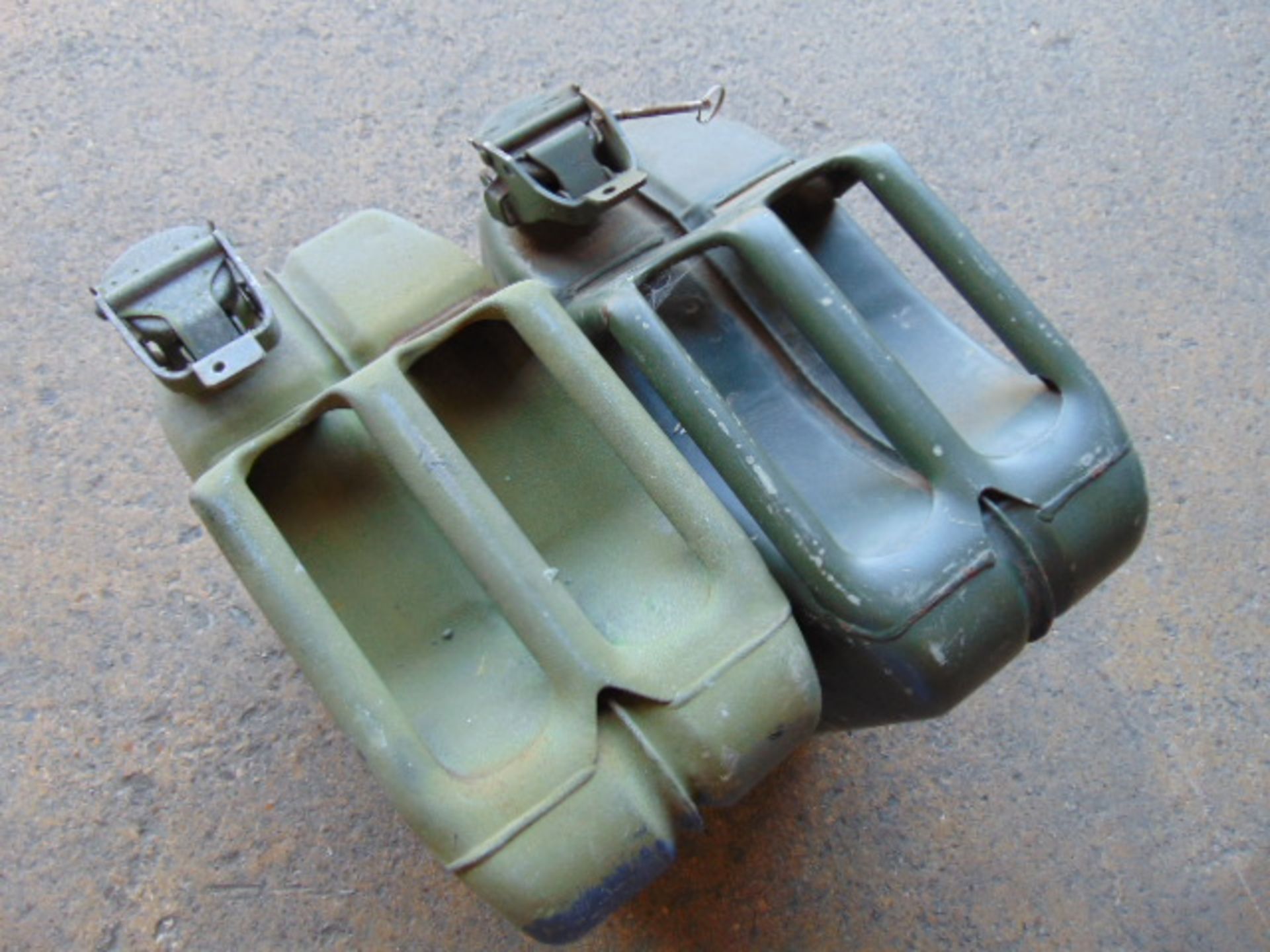 2 x 20Ltr Jerry Cans - Image 4 of 4