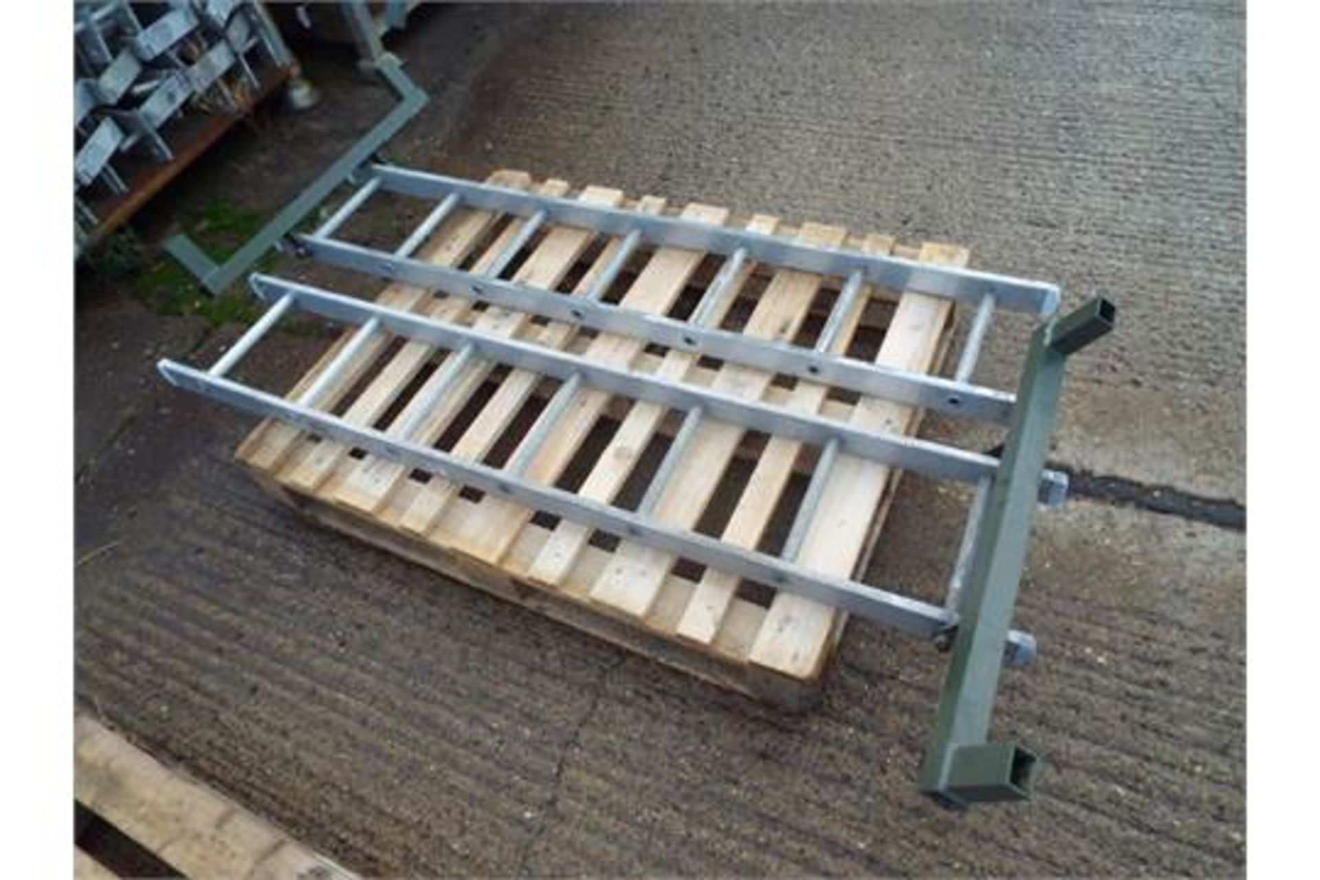 2 x 1.8m Aluminium Ladders
