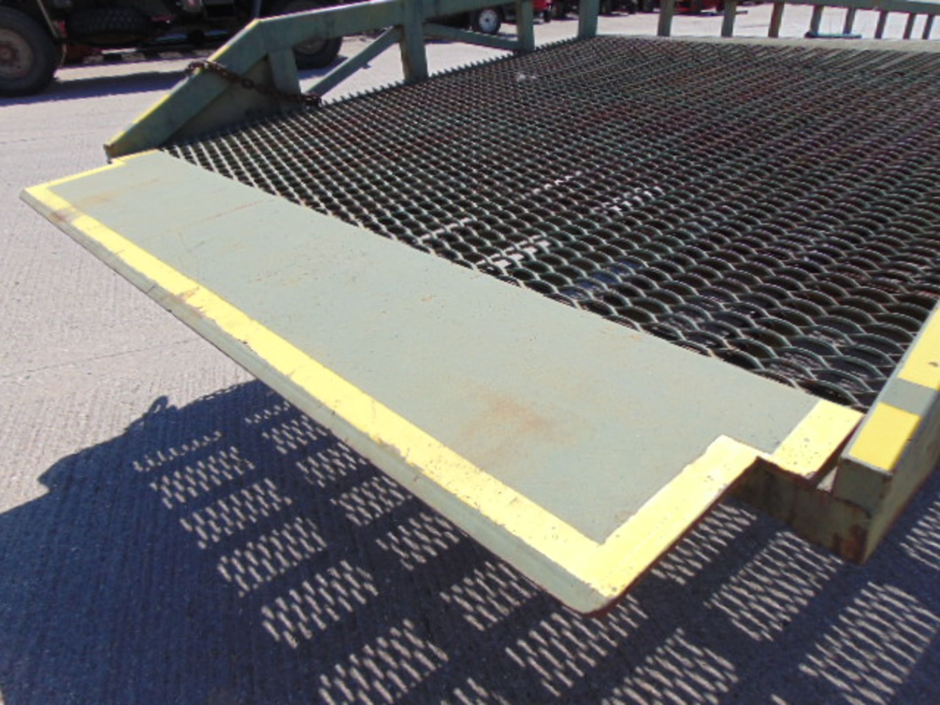 7 Tonne Hydraulic Container Loading Ramp - Image 11 of 16