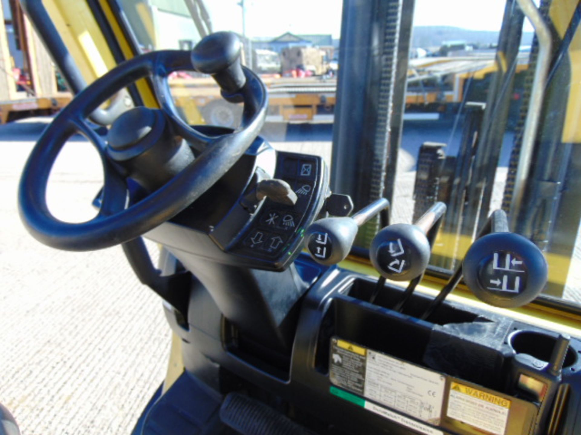 Hyster H3.0FT Counter Balance Diesel Forklift - Image 14 of 21