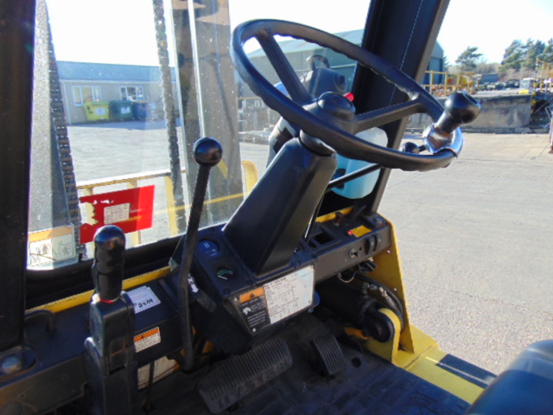 Hyster H4.00 XLS Counter Balance Diesel Forklift - Image 13 of 21