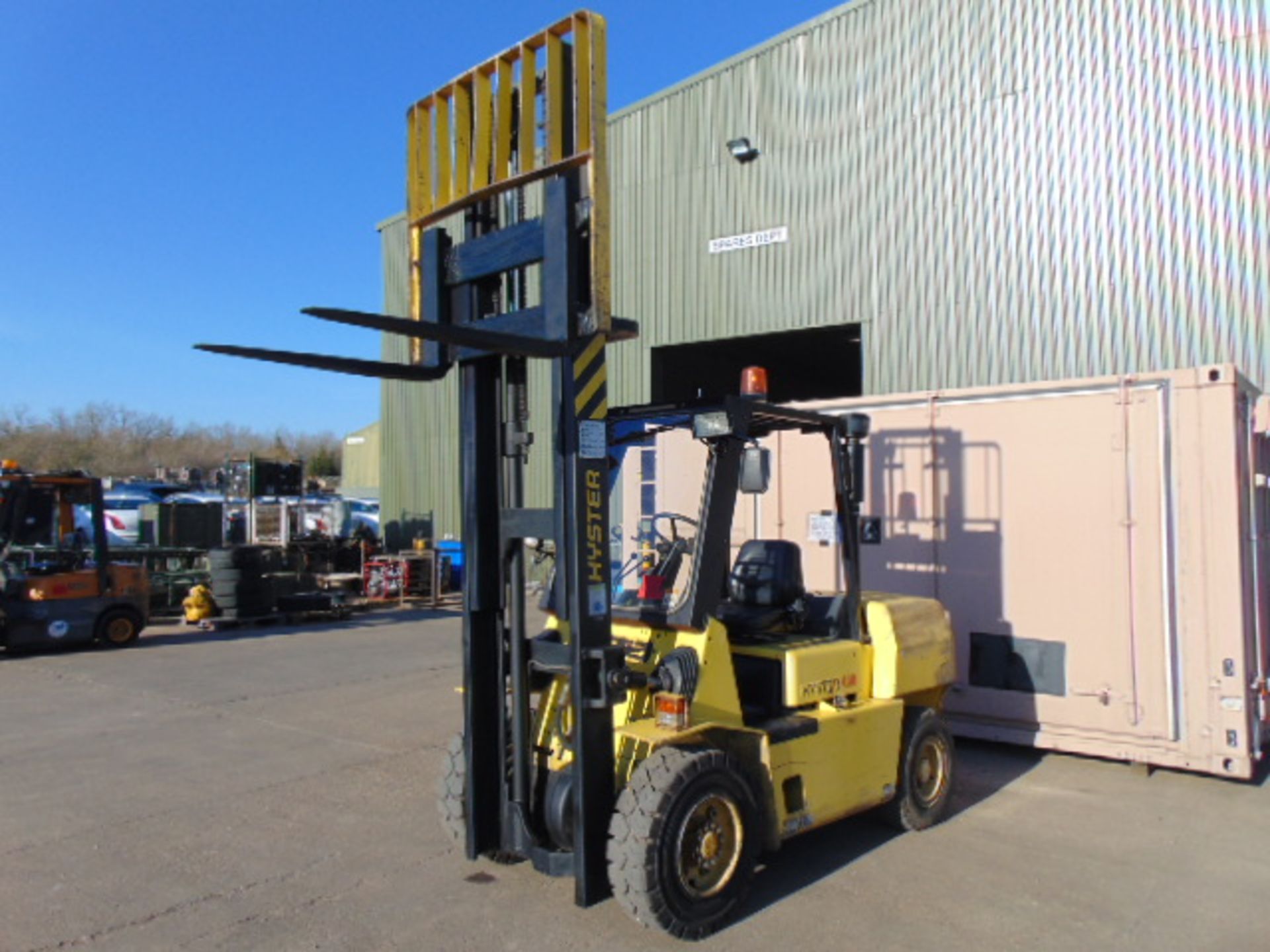 Hyster H4.00 XLS Counter Balance Diesel Forklift - Image 2 of 21