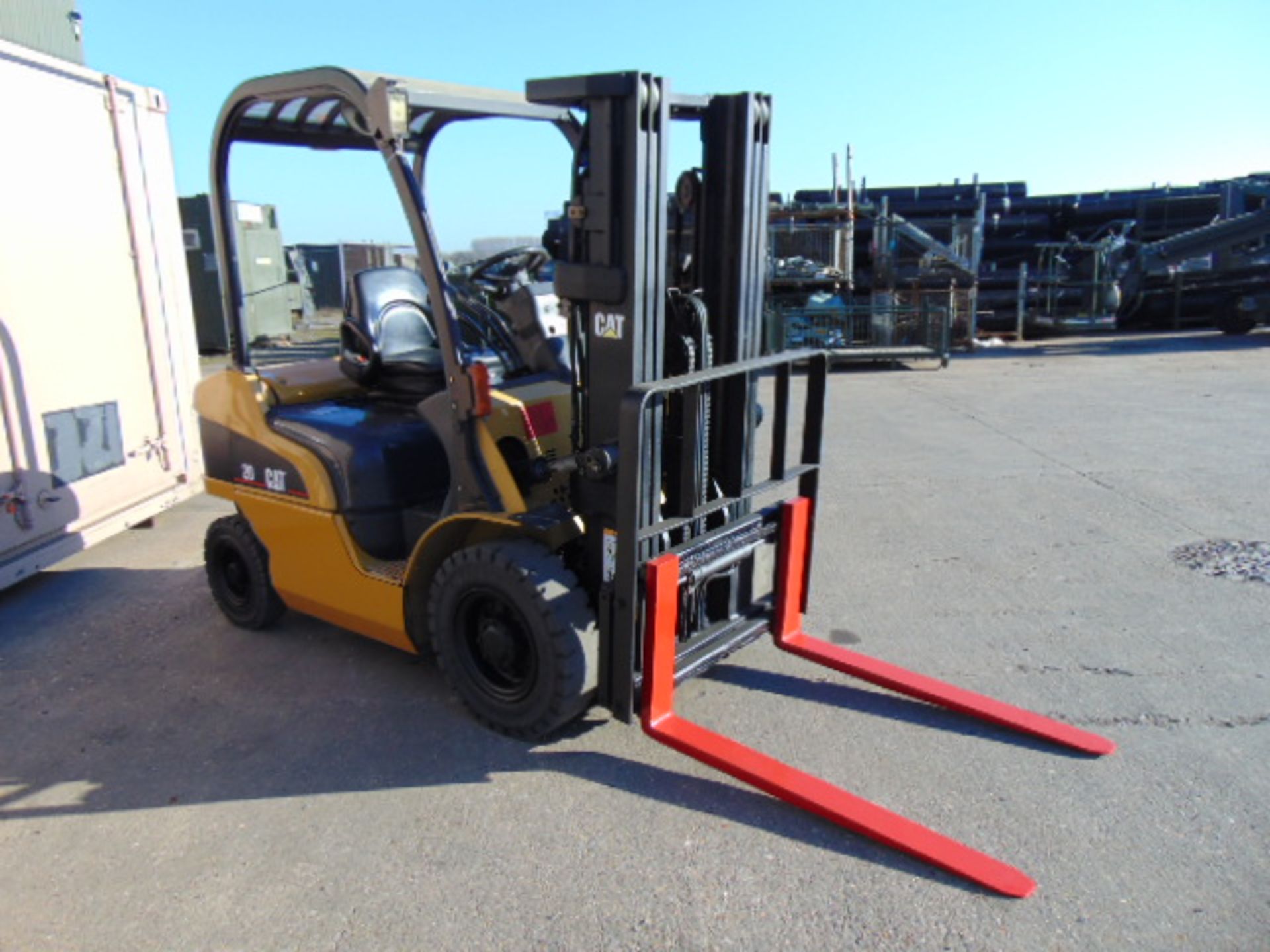 Caterpillar DP20N Counter Balance Diesel Forklift - Image 7 of 19