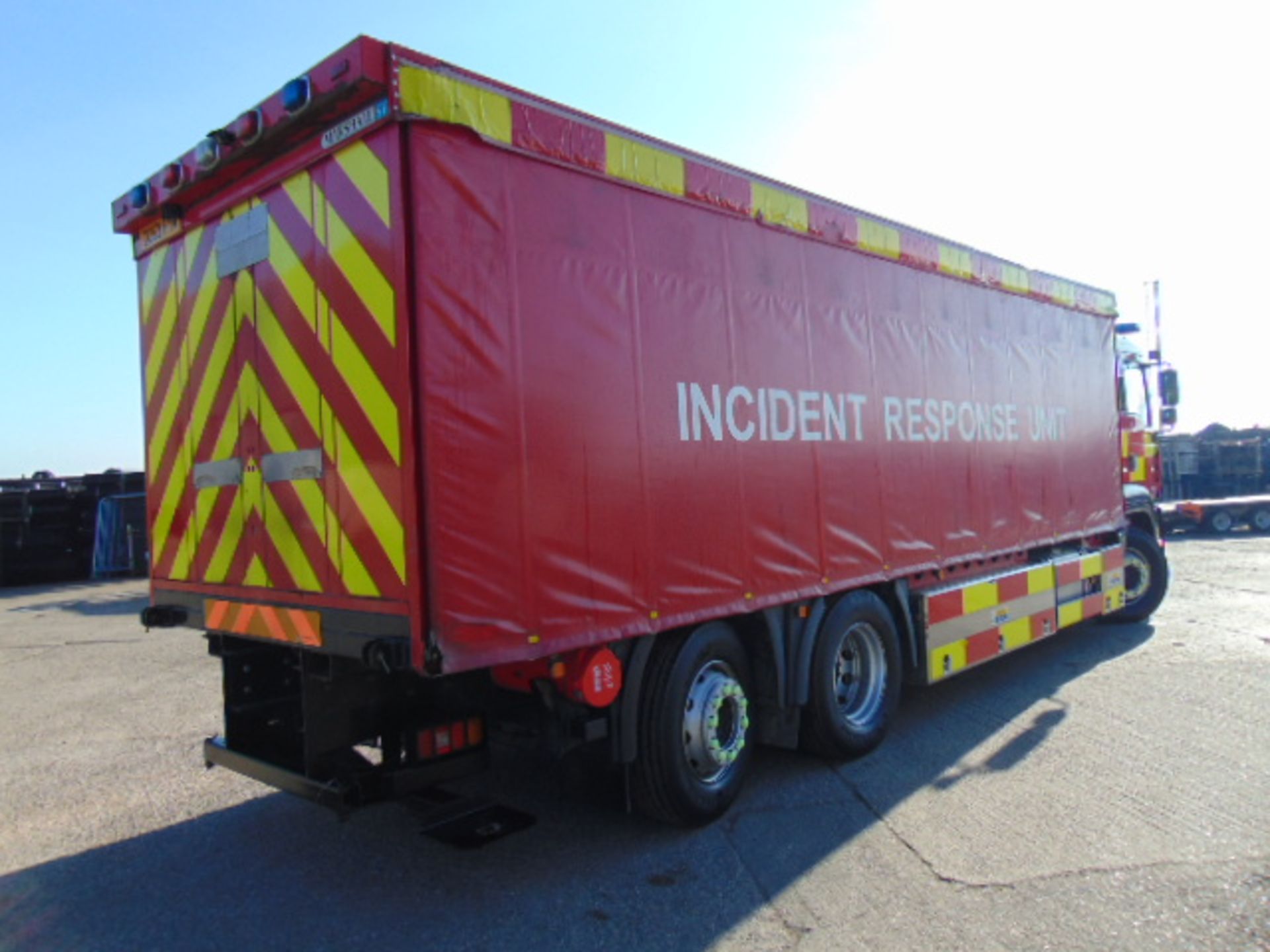 2004 MAN TG-A 6X2 Rear Steer Incident Support Unit ONLY 19,854 KM!! - Image 6 of 41