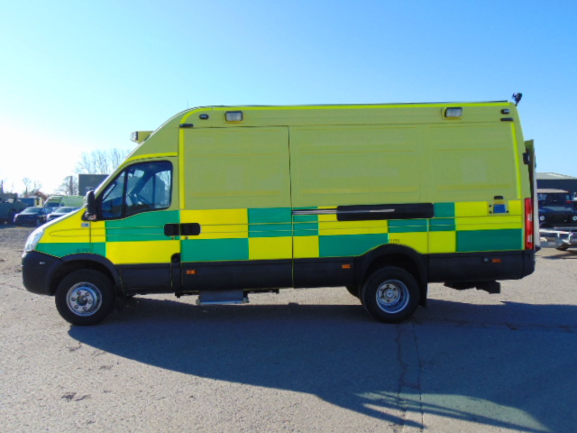 2009 Iveco Daily 65C18 3.0 HPT Long Wheel Base High roof panel van ONLY 8402 Miles!!! - Image 4 of 43