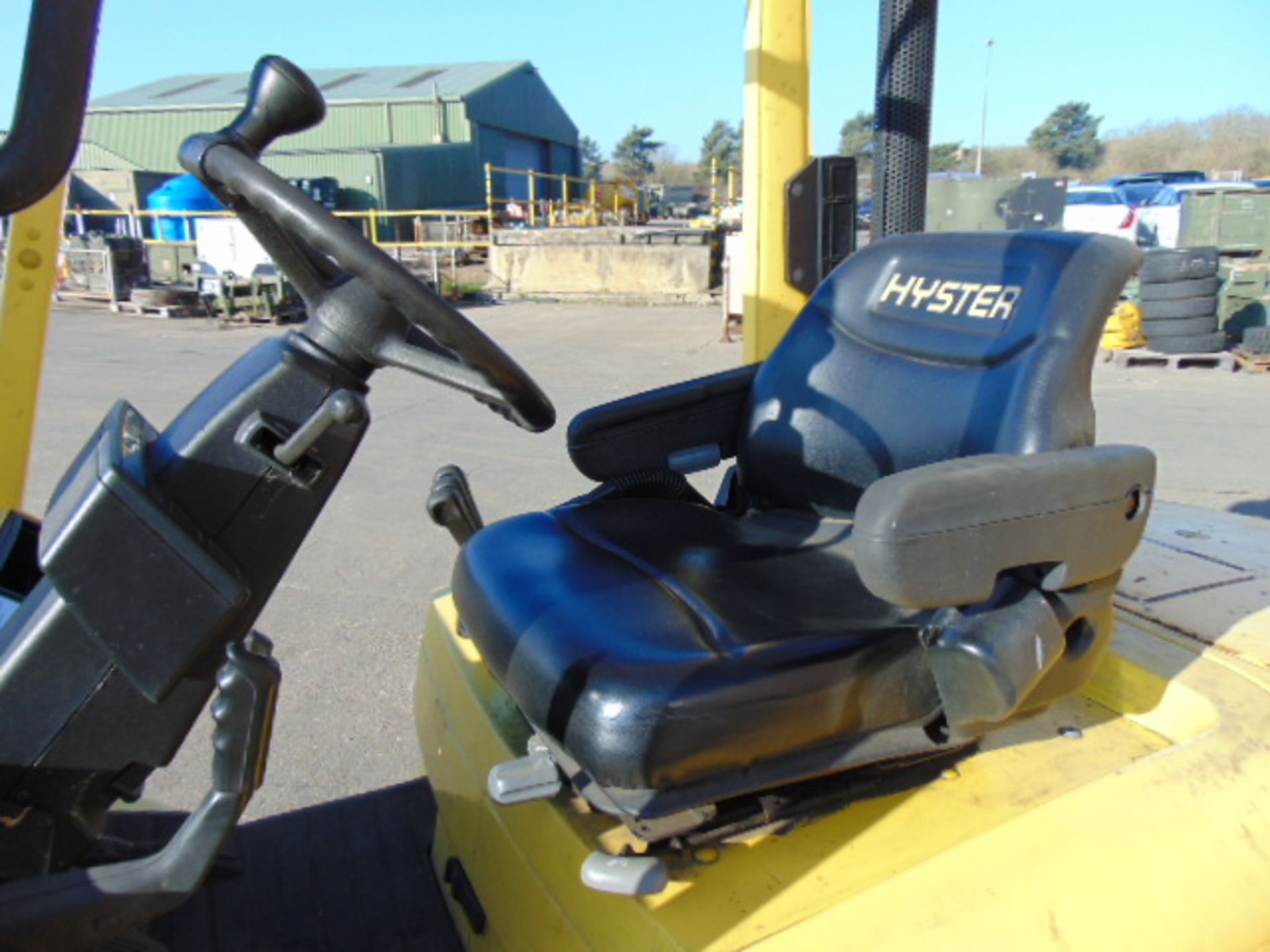 Hyster H2.50XM Counter Balance Diesel Forklift - Image 13 of 17